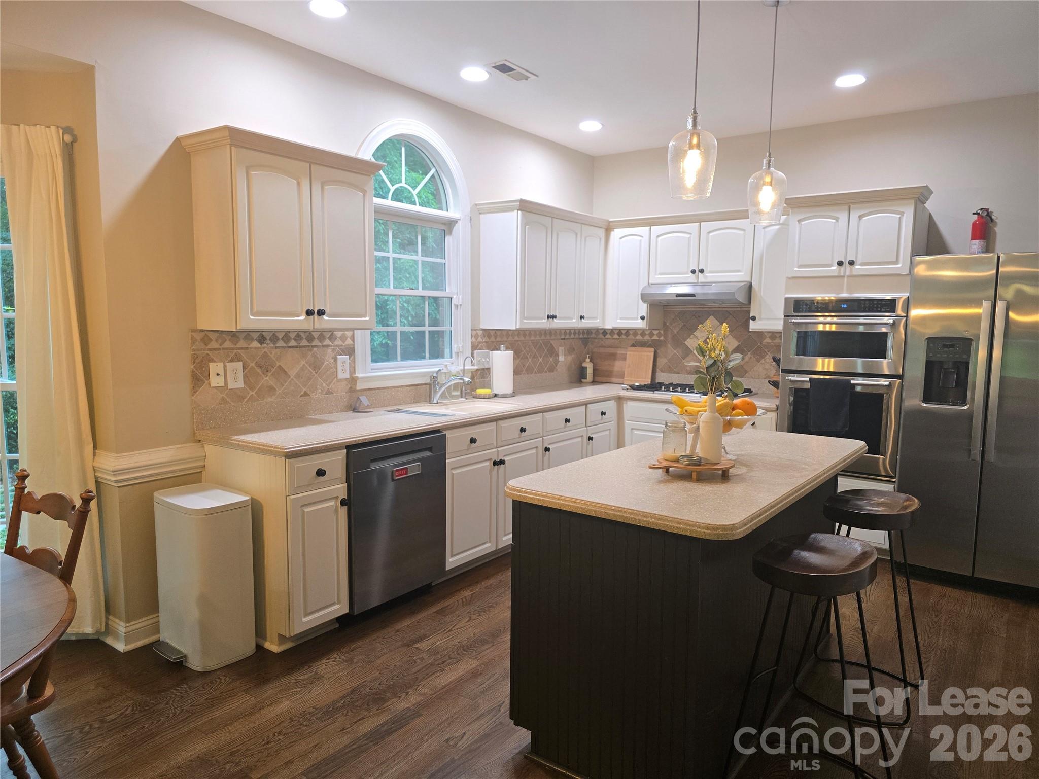 Hunter Oaks - Residential Lease