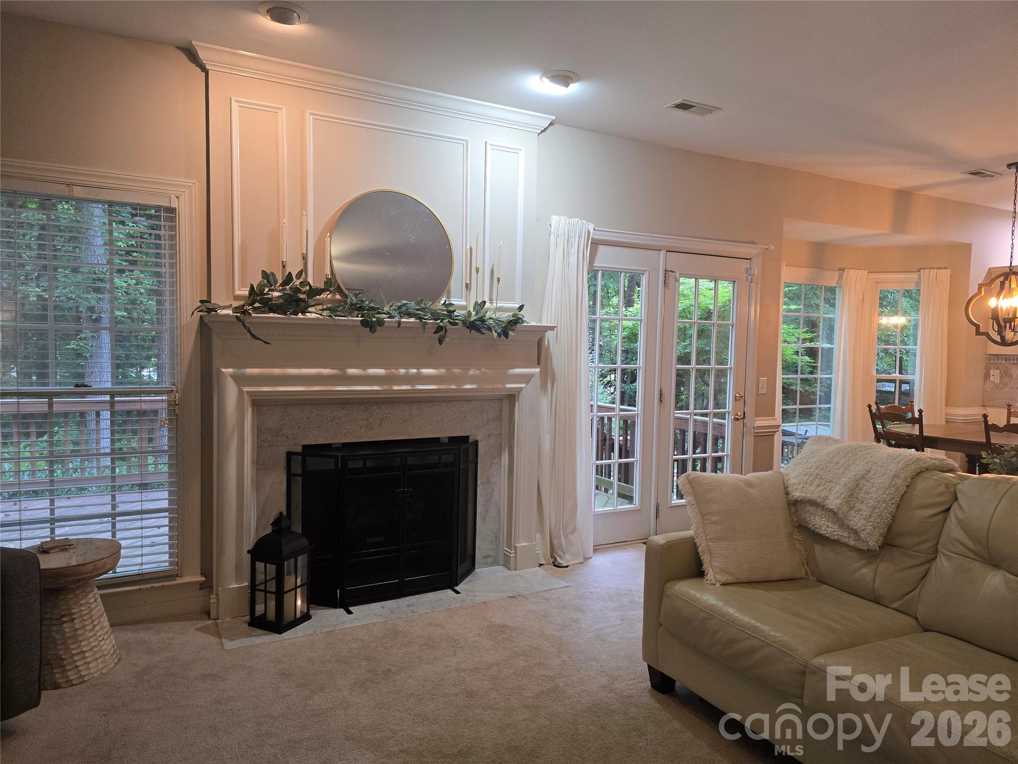 Hunter Oaks - Residential Lease
