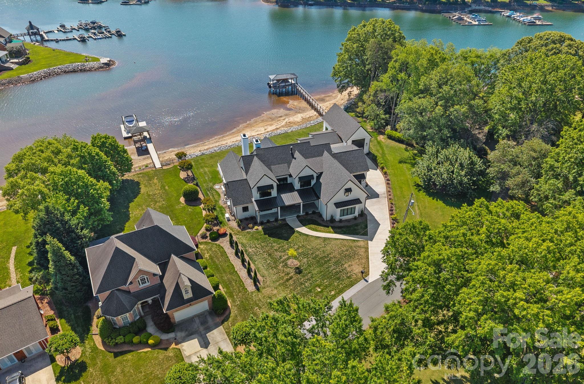 Lake Norman Island - Residential