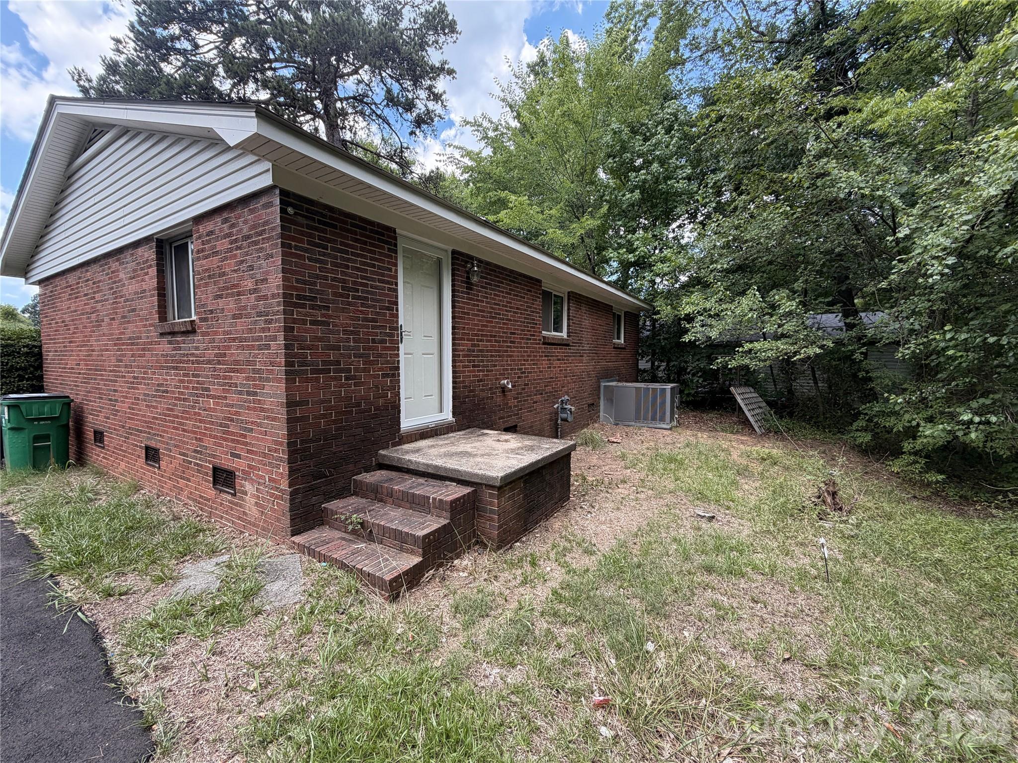 Derita Woods - Residential