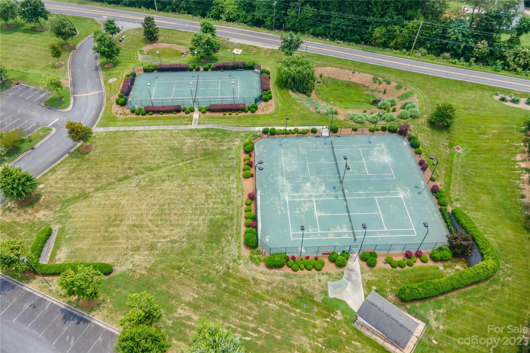 Laurel Creek - Residential