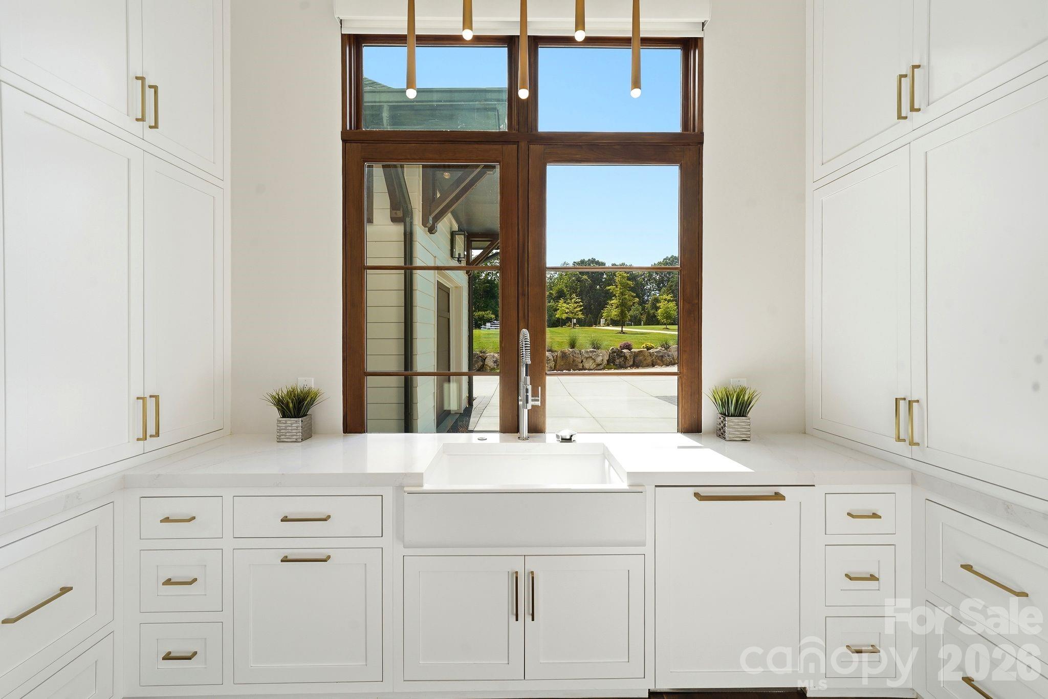 Saylors Watch - Residential