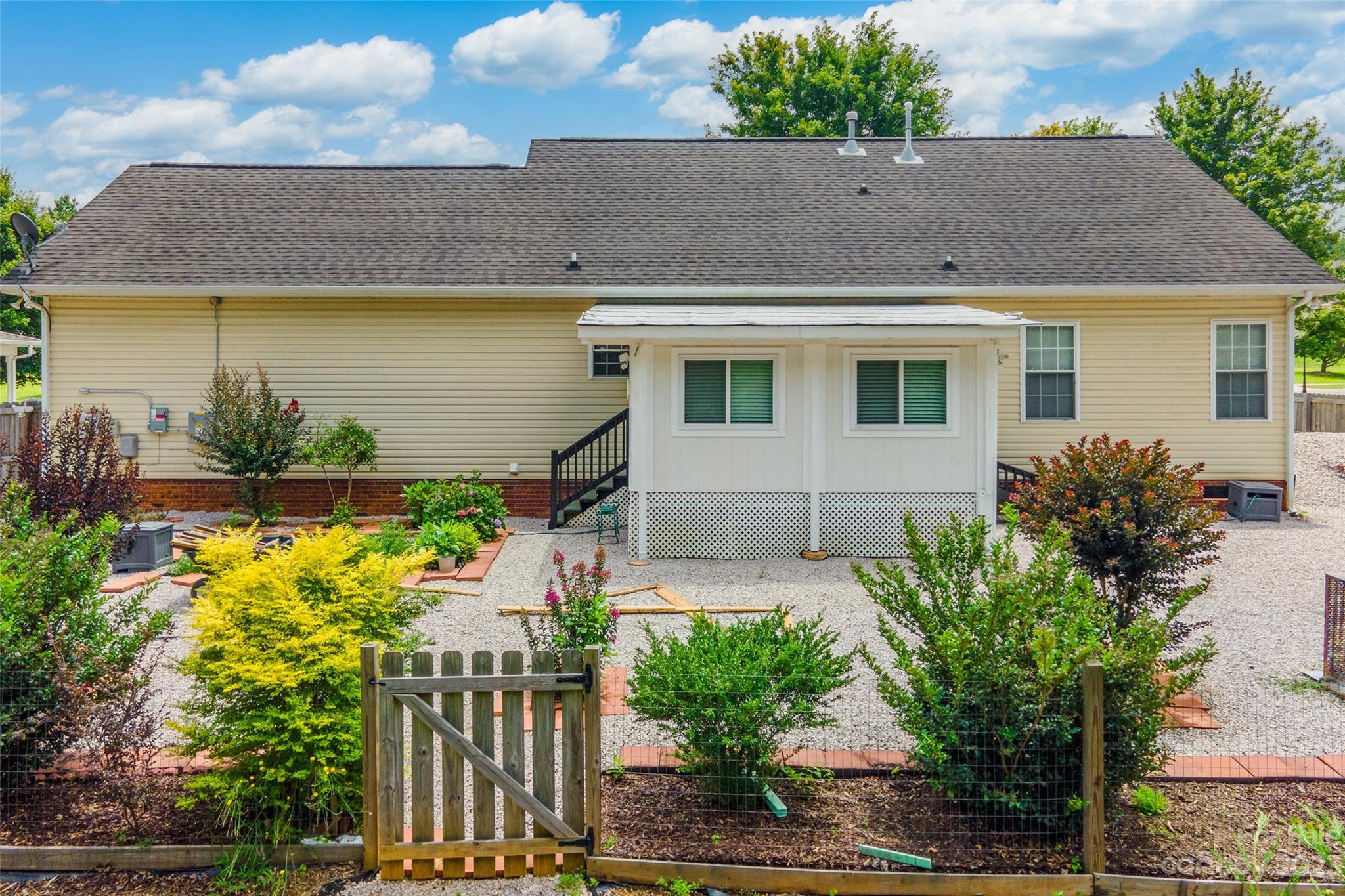 Faulkner Ridge - Residential