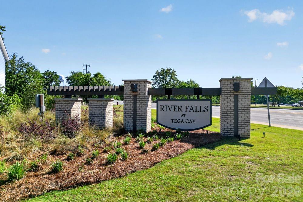 River Falls - Residential