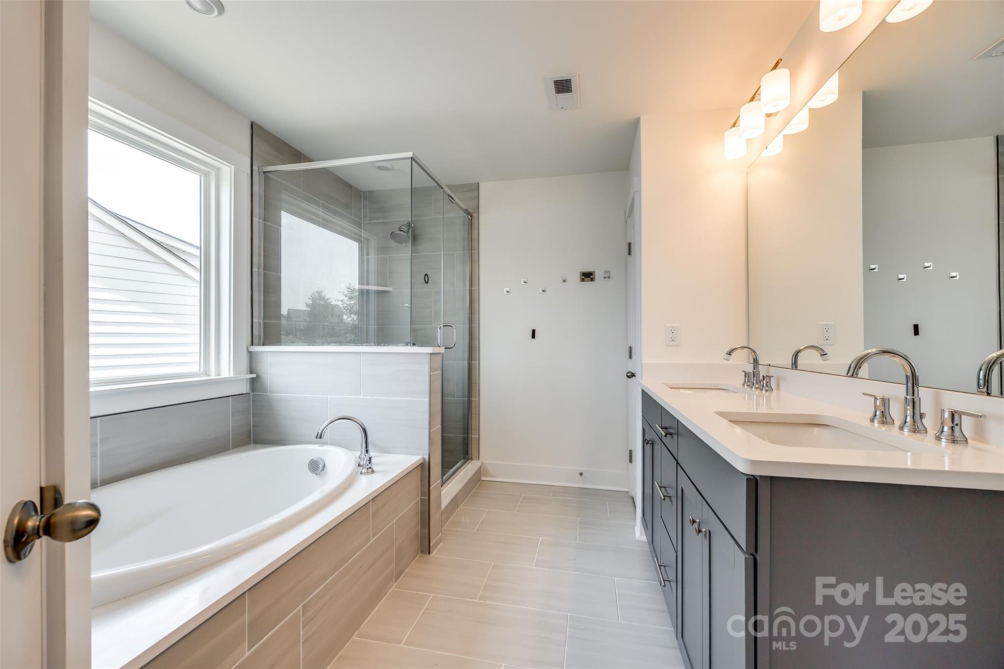 Paddlers Cove - Residential Lease