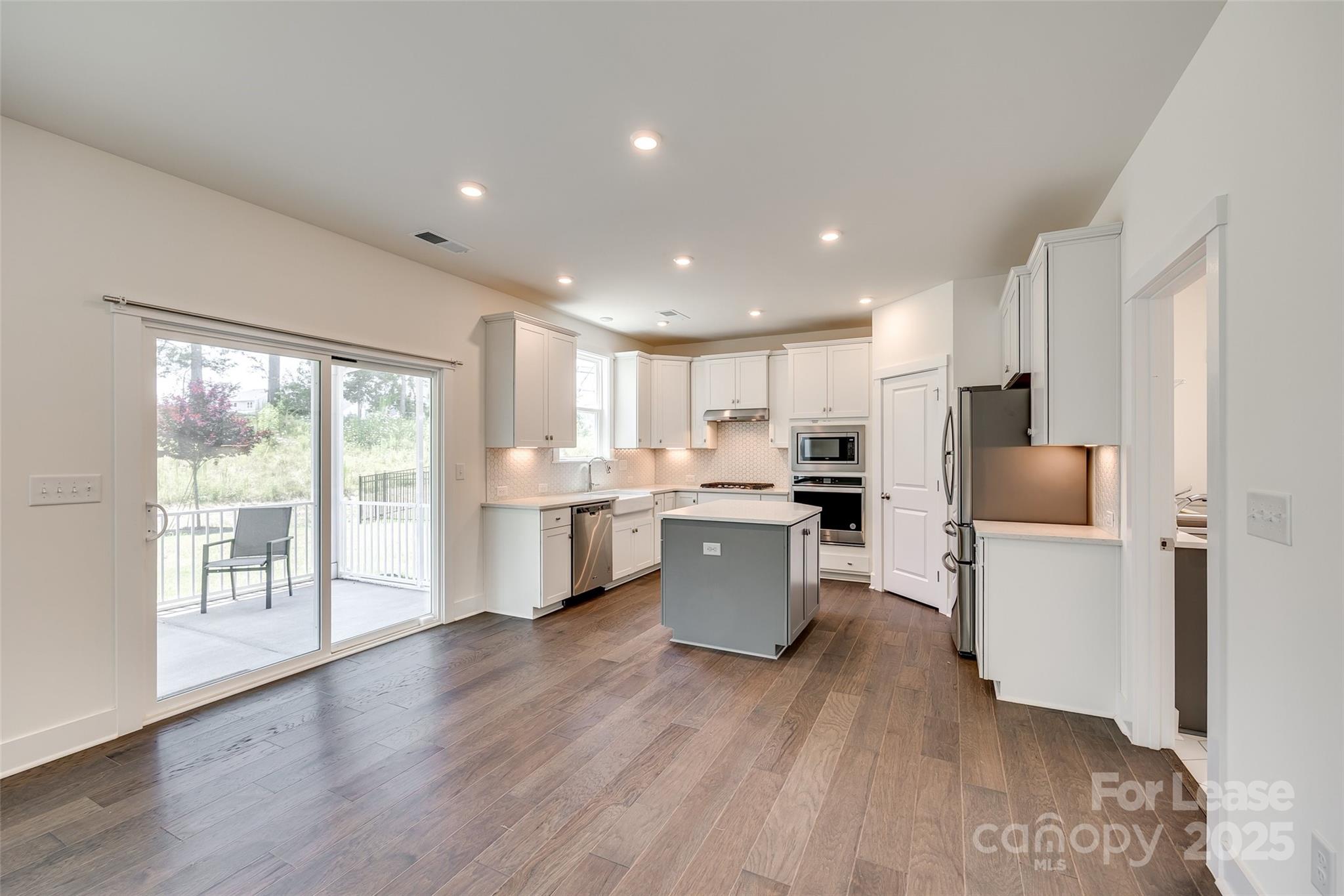 Paddlers Cove - Residential Lease