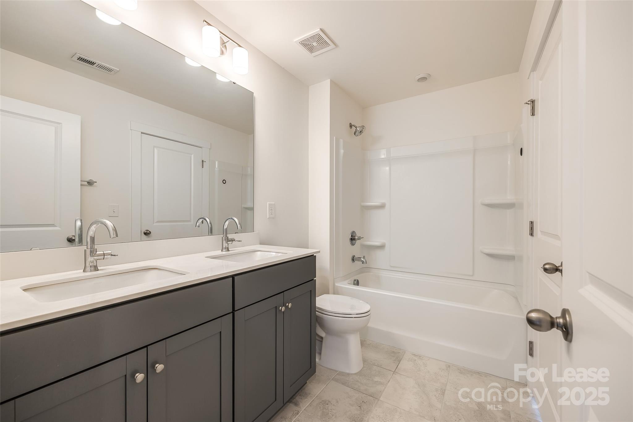 Paddlers Cove - Residential Lease