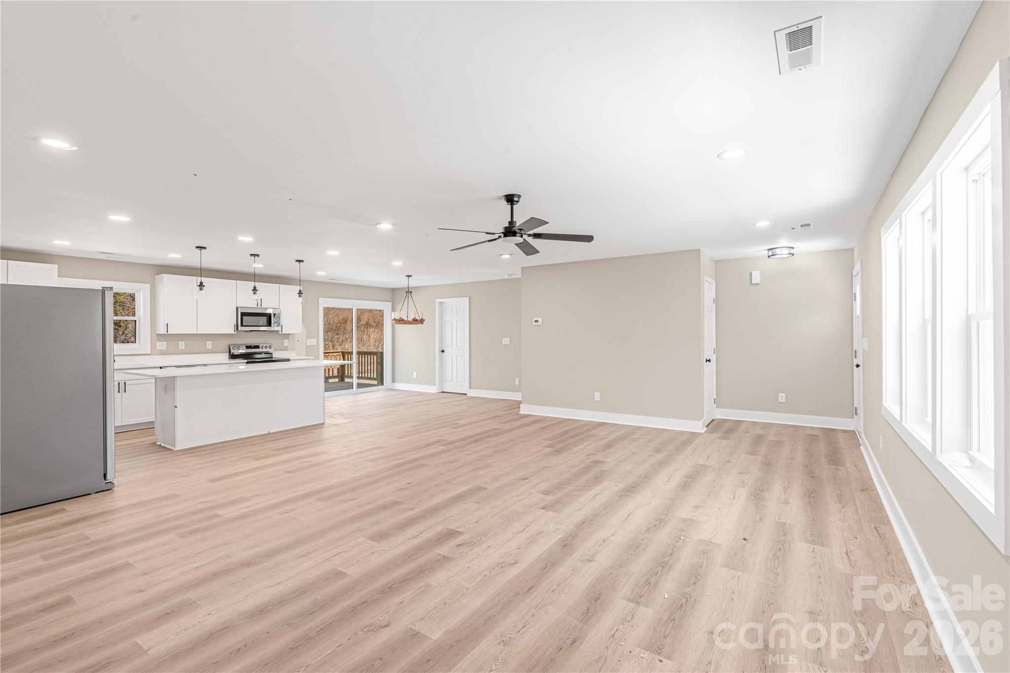 BUFFALO HEIGHTS - Residential