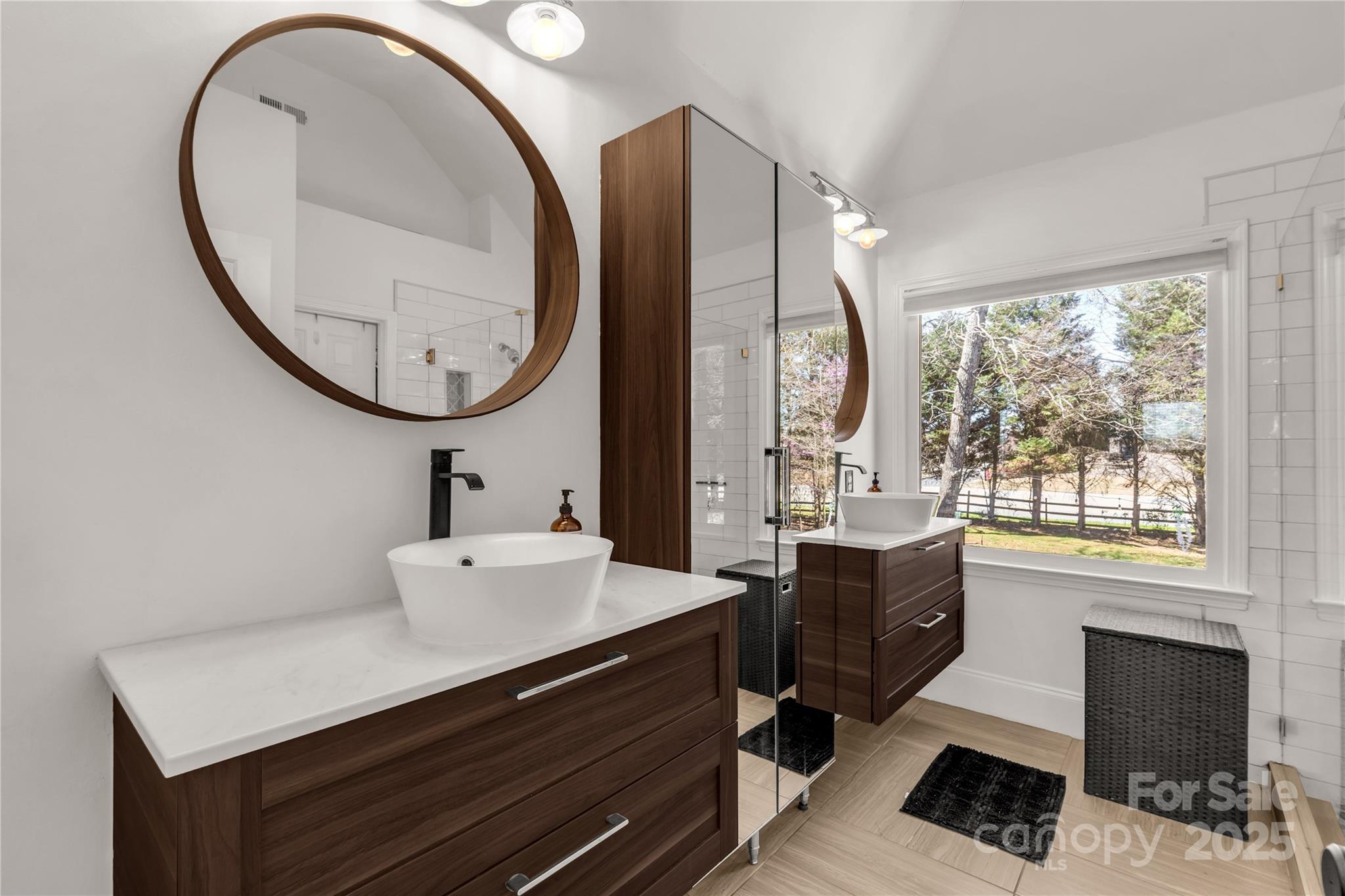 Beacon Knoll - Residential