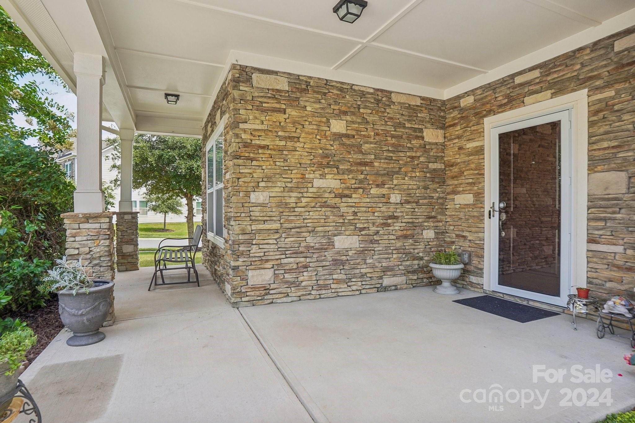 Lake Ridge - Residential