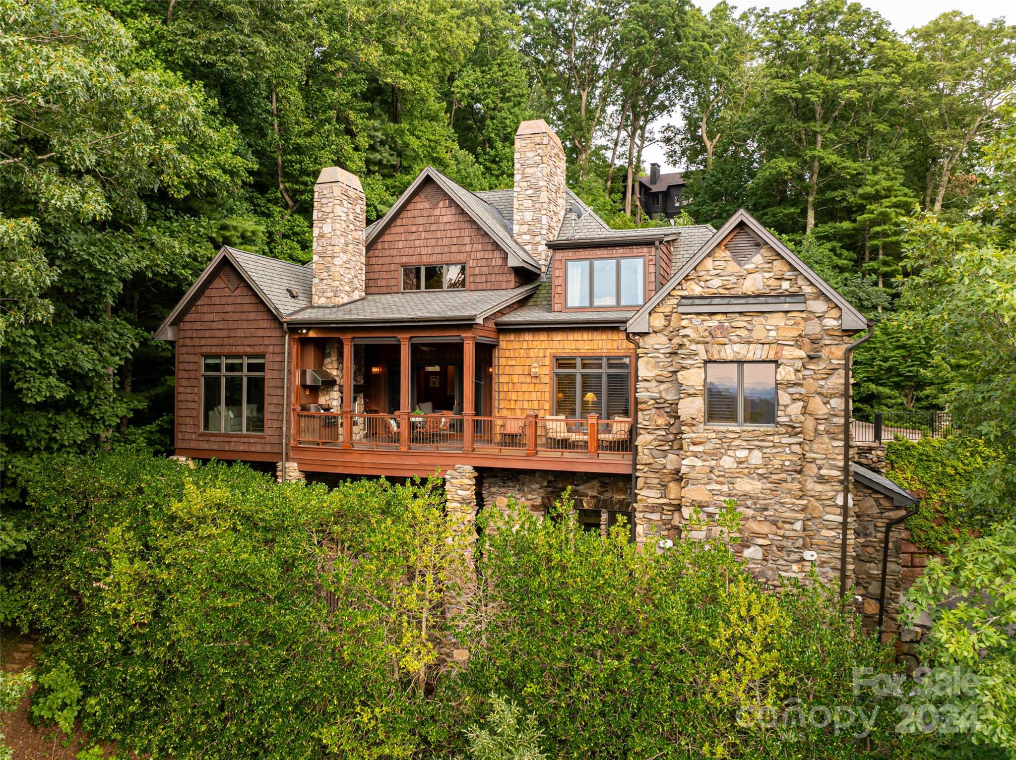 Reynolds Mountain - Residential