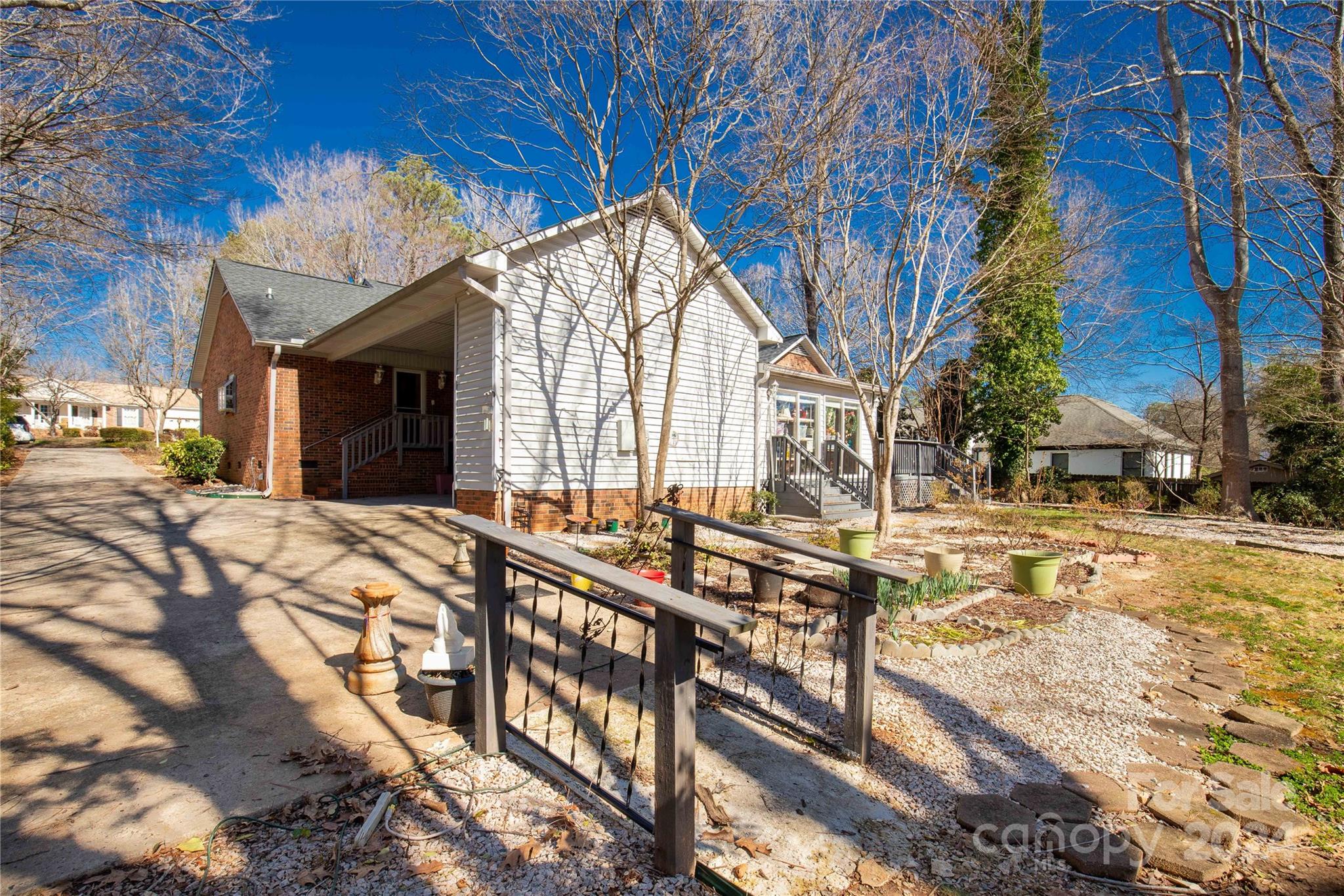 Forest Hills - Residential
