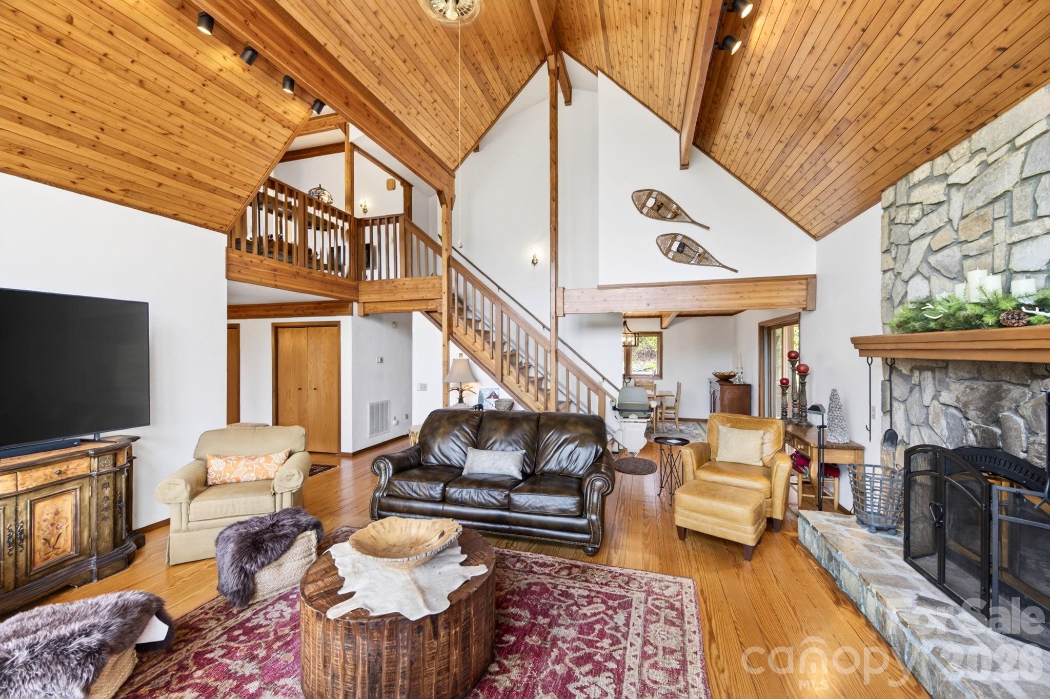 Laurel Ridge - Residential