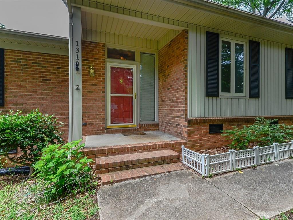 Forest Hills - Residential
