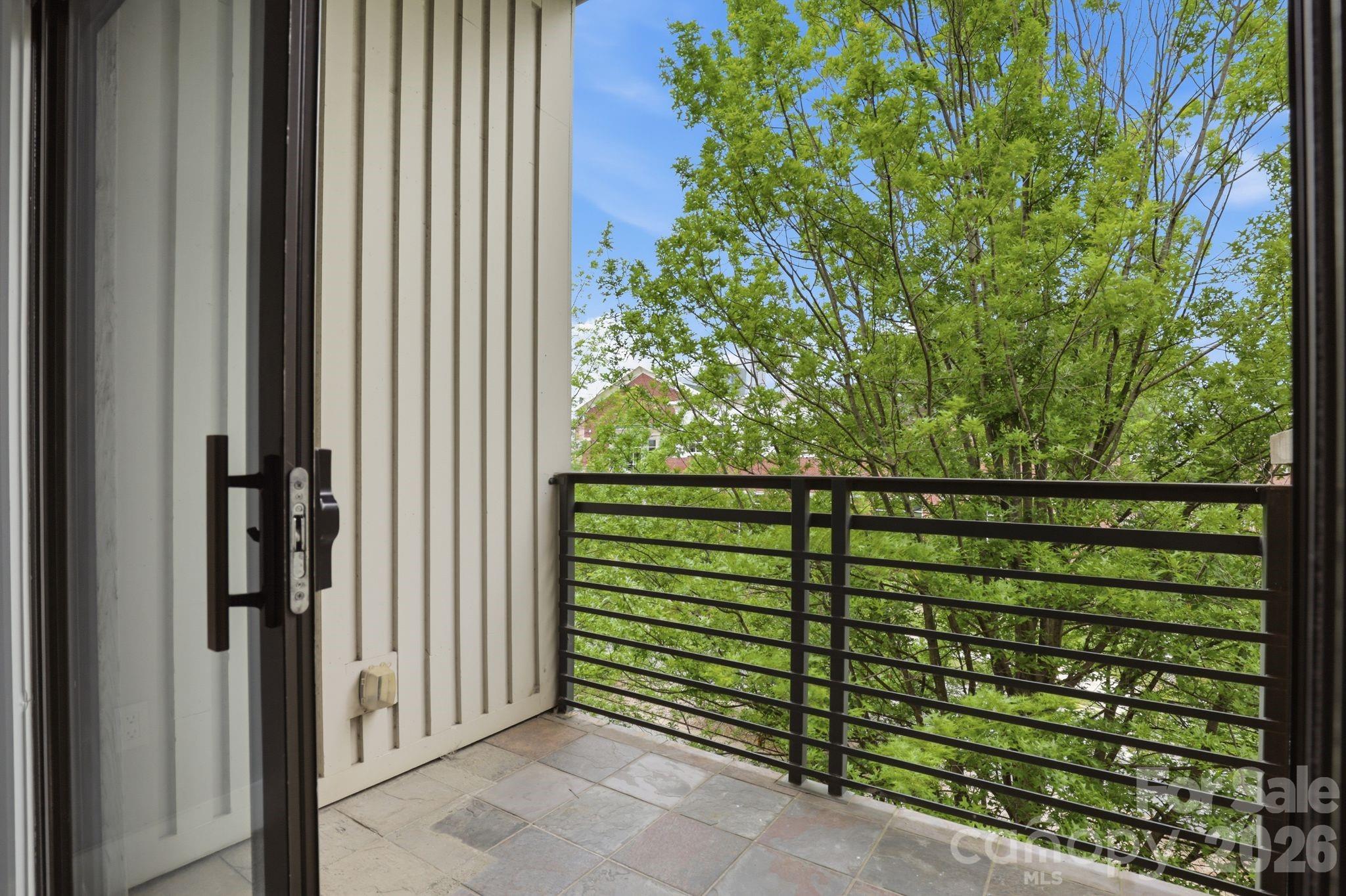 M Street - Residential