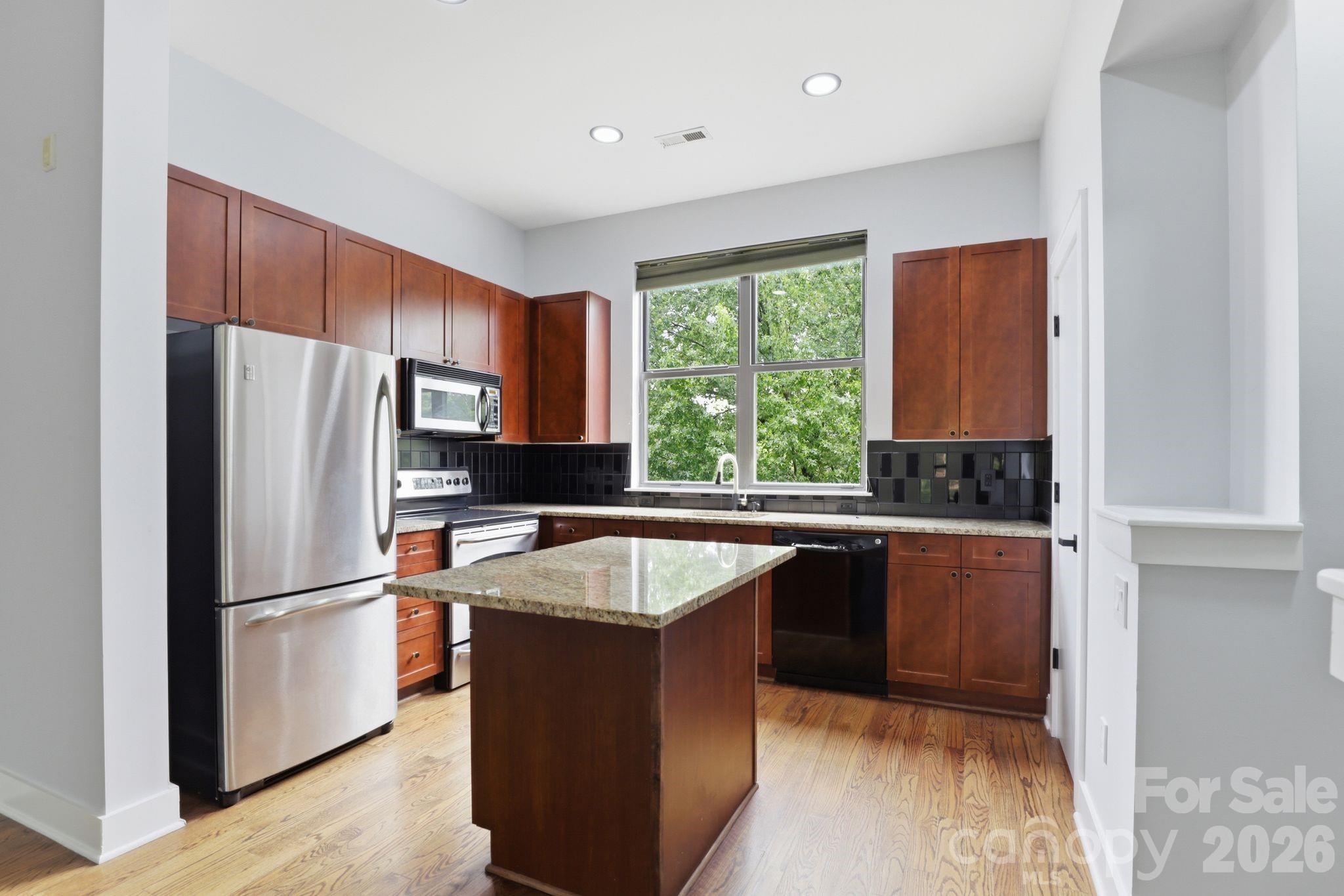 M Street - Residential