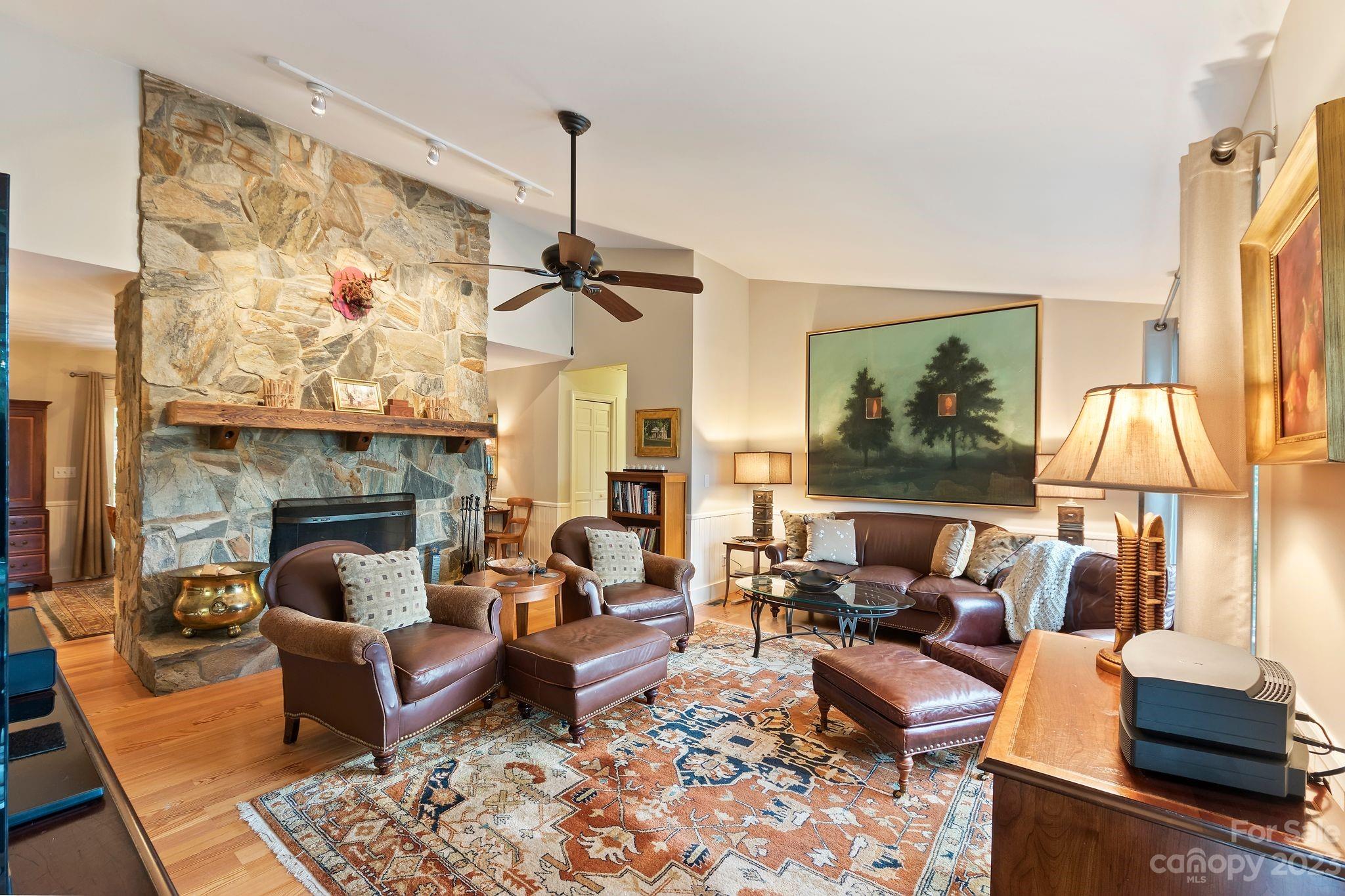 Lake Lanier - Residential