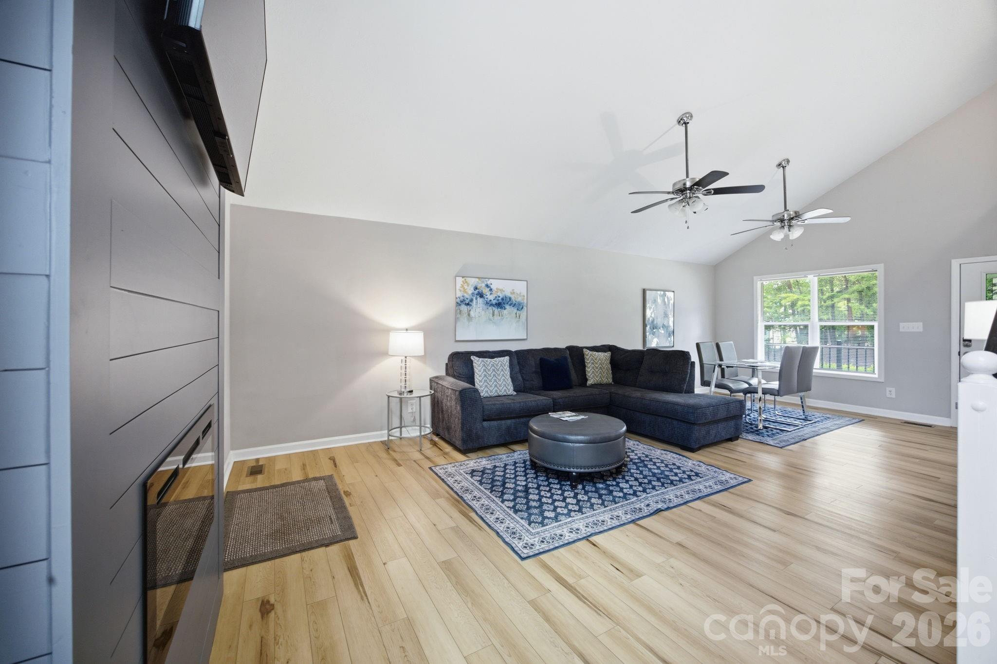 Lakehaven Estates - Residential