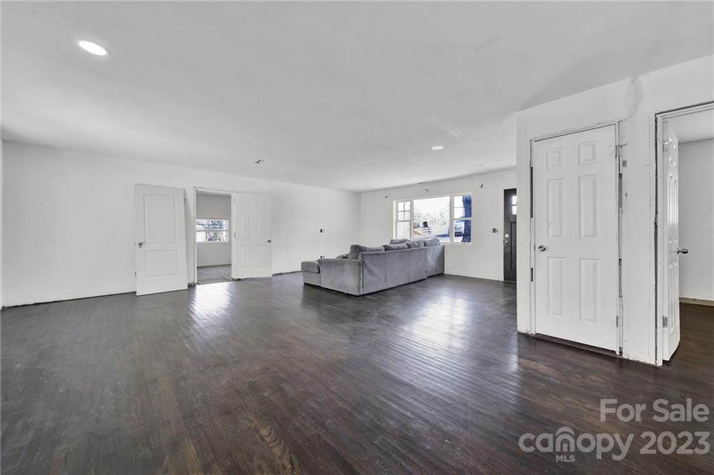 Forest Lake - Residential