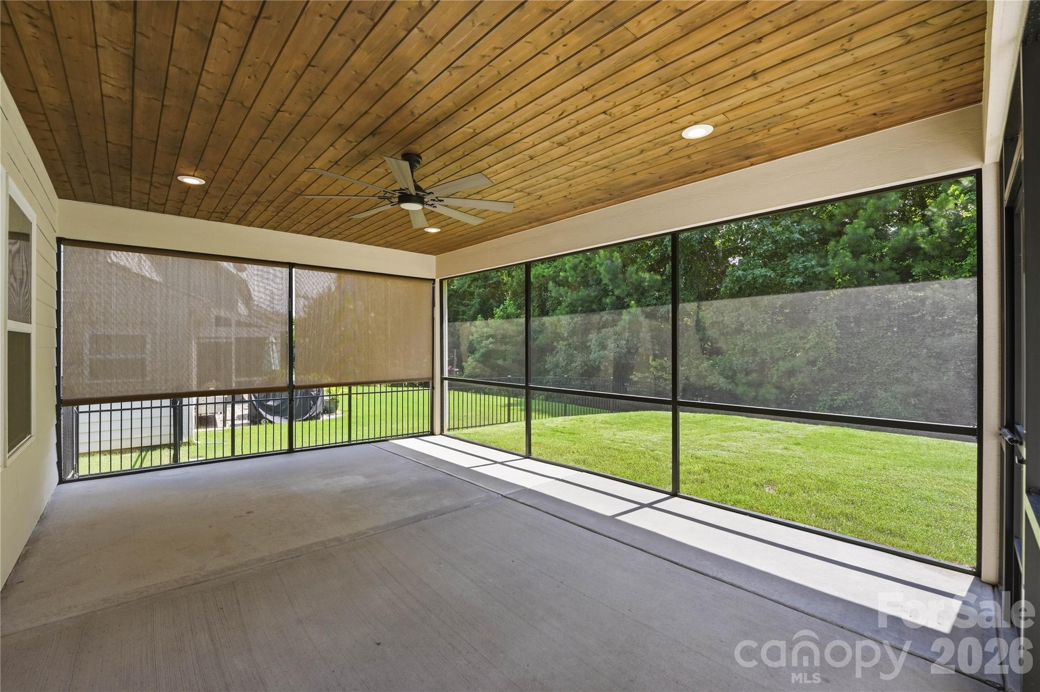 Lake Ridge - Residential