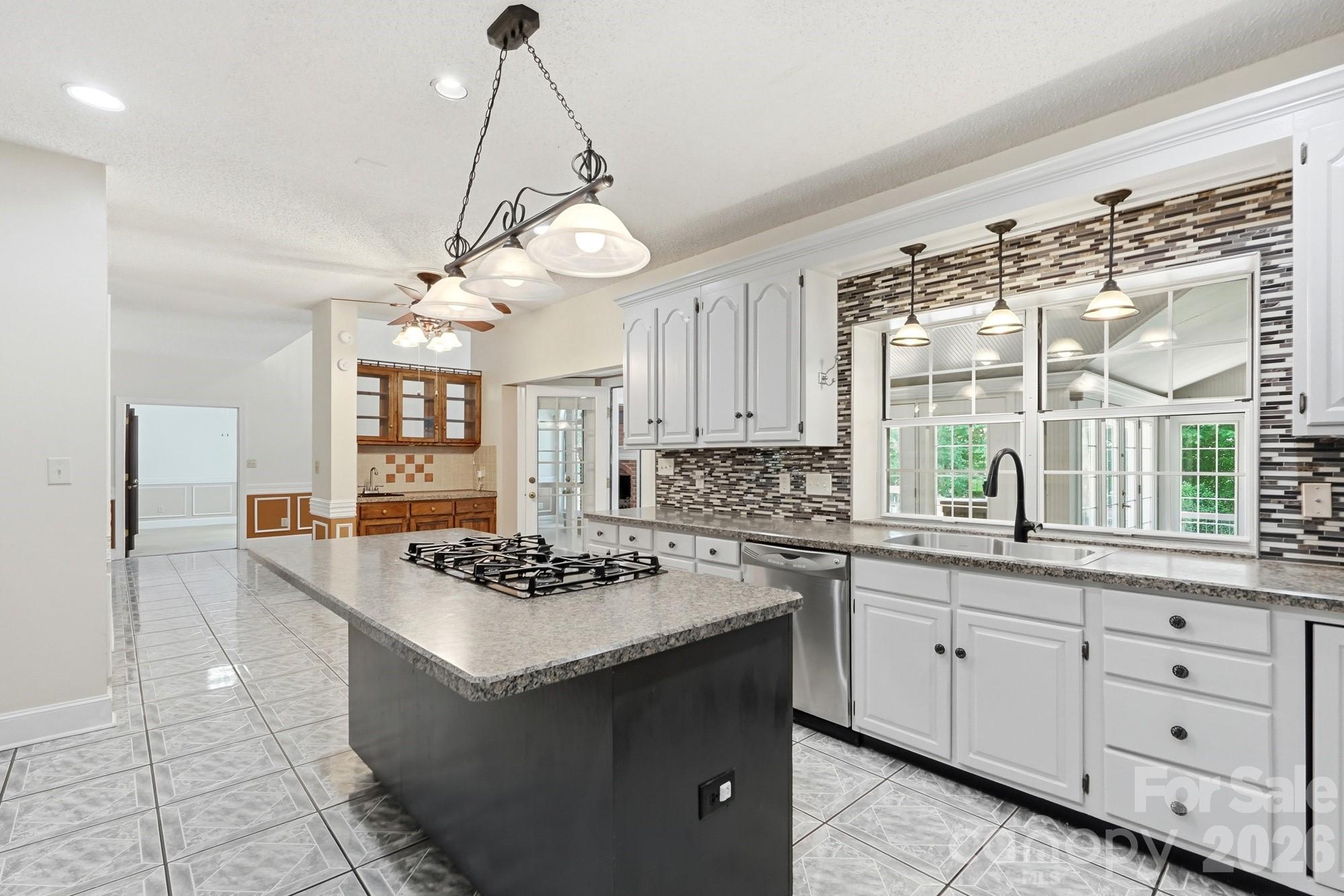 Hidden Hills - Residential