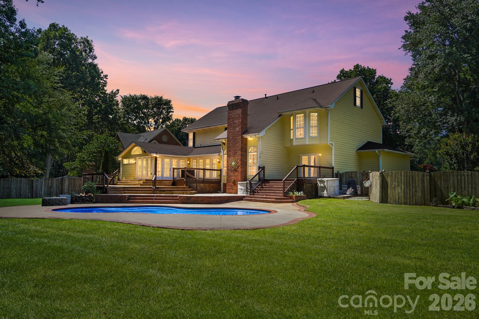 Hidden Hills - Residential