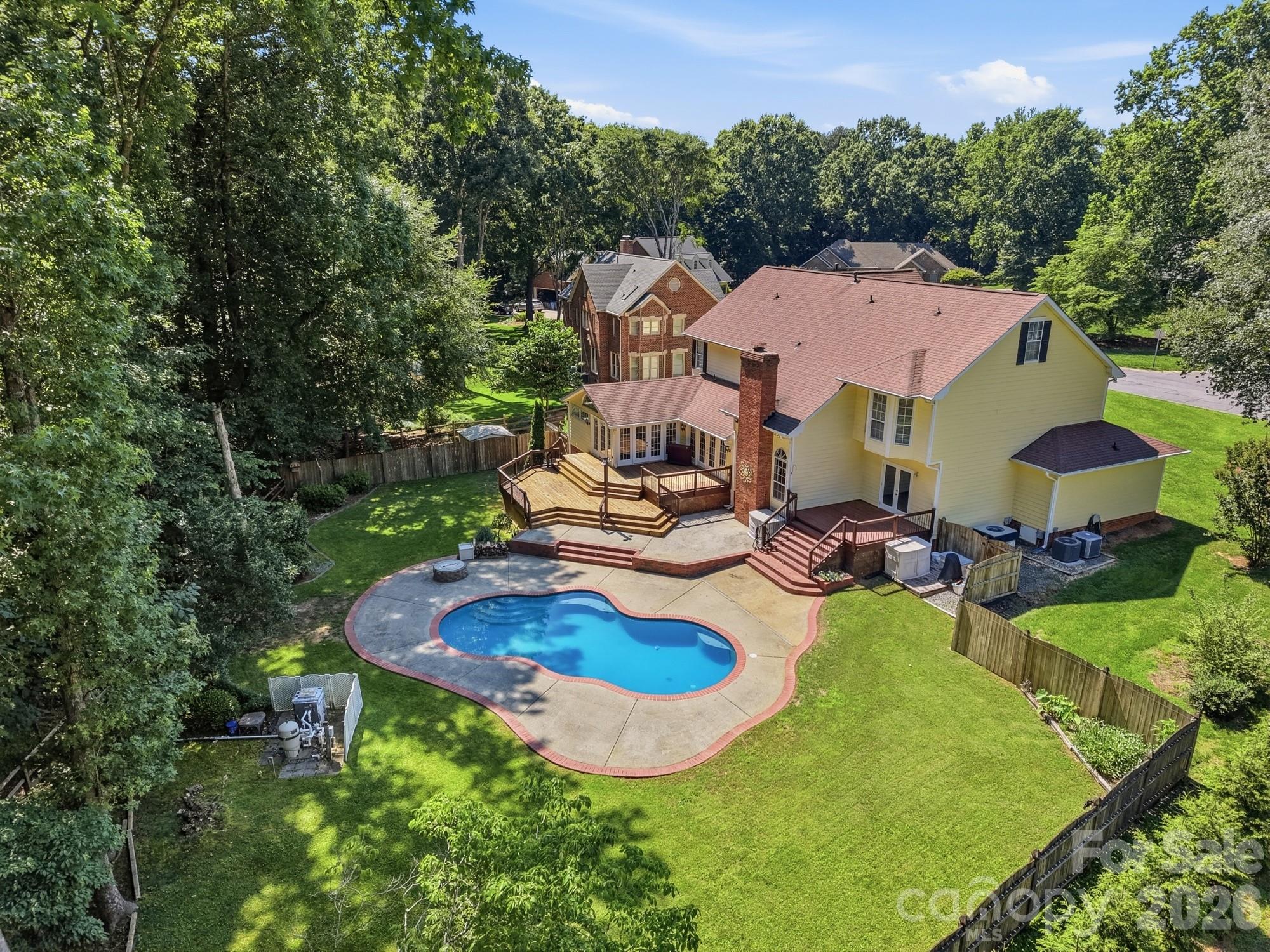 Hidden Hills - Residential
