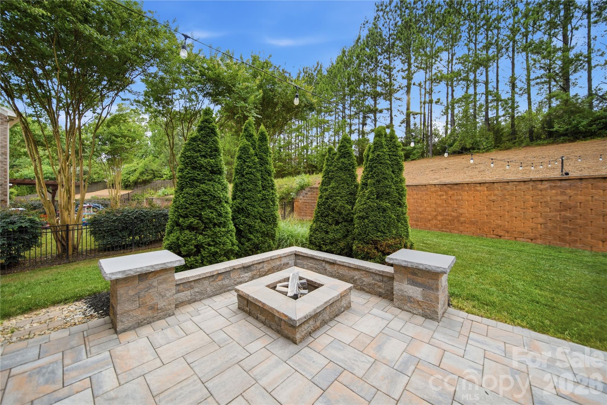 Barber Rock - Residential