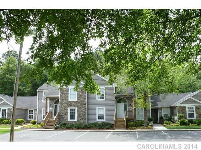 Like new fully renovated condo in fabulous community. New hardwood flooring t/o, ceramic baths. New neutral paint. Granite counters ss/black appliances in eat in kitchen. Spacious living/dining combo opens onto private screened porch w/newly tiled floor . Huge master w/ walk in closet, master bath w/ double vanity, whirlpool tub. Washer/Dryer, fridge remain. Brand new HVAC. Outdoor storage room.