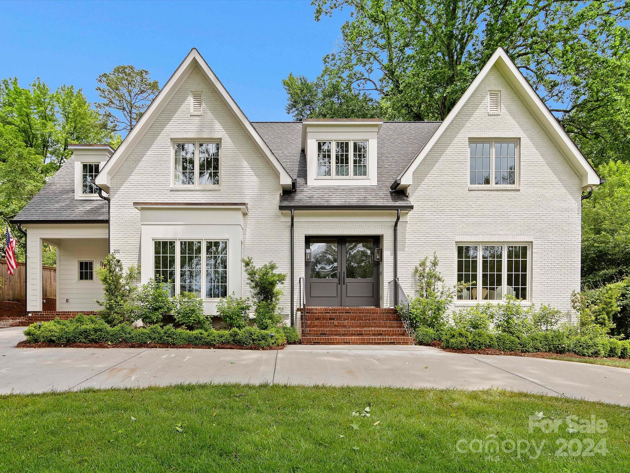 Nestled on a sprawling lot, this like-new home offers the perfect blend of luxury and comfort. Completely renovated and rebuilt in 2020 by Whittington Builders, very little more than the basement and foundation remain from the 1954 original home. Chef’s kitchen, equipped with top-of-the-line appliances, ample counter space, hidden coffee bar and eat-in island opens to the great room which is bathed in natural light.  Front lounge is the perfect escape as well as the large recreational/media room on the back of the house. Step outside onto the covered porch and then meander up to the full sport court and huge yard. The incredible primary suite complete with a dedicated workout/lounge area allow you to indulge in self-care without leaving the comfort of your private sanctuary.  Second bonus room upstairs in addition to the 4 bedroom en suites. Conditioned basement currently used as storage but could serve many uses. Two laundry rooms ensure convenience and efficiency.