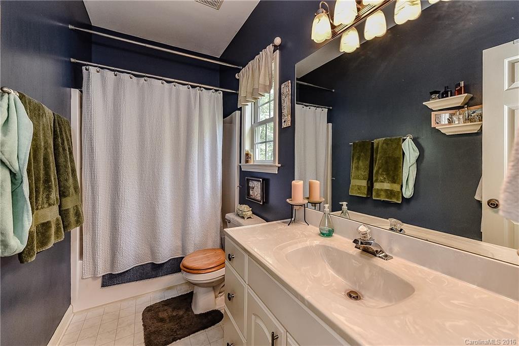 Tega Cay - Residential