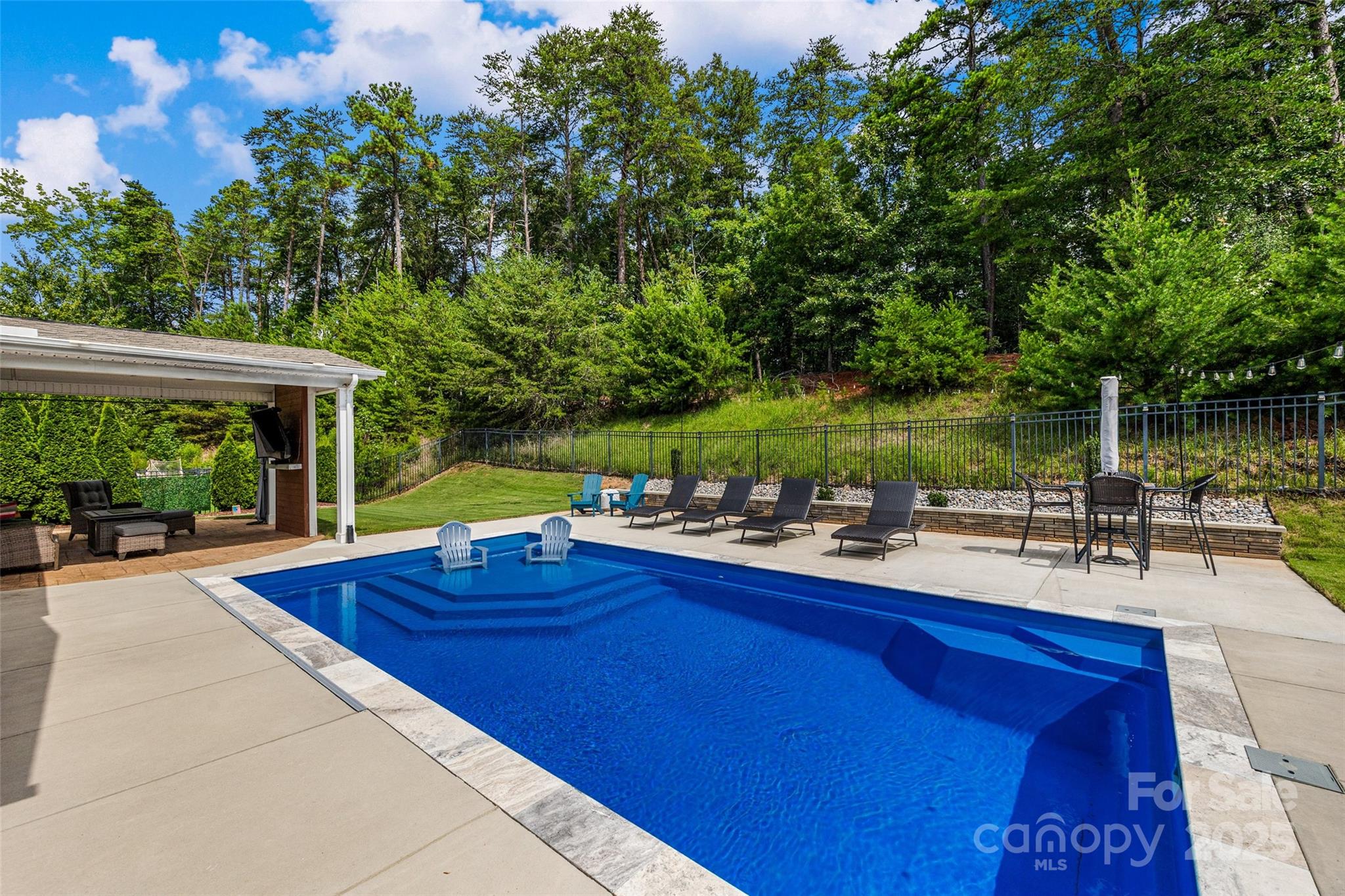 Lake Ridge - Residential