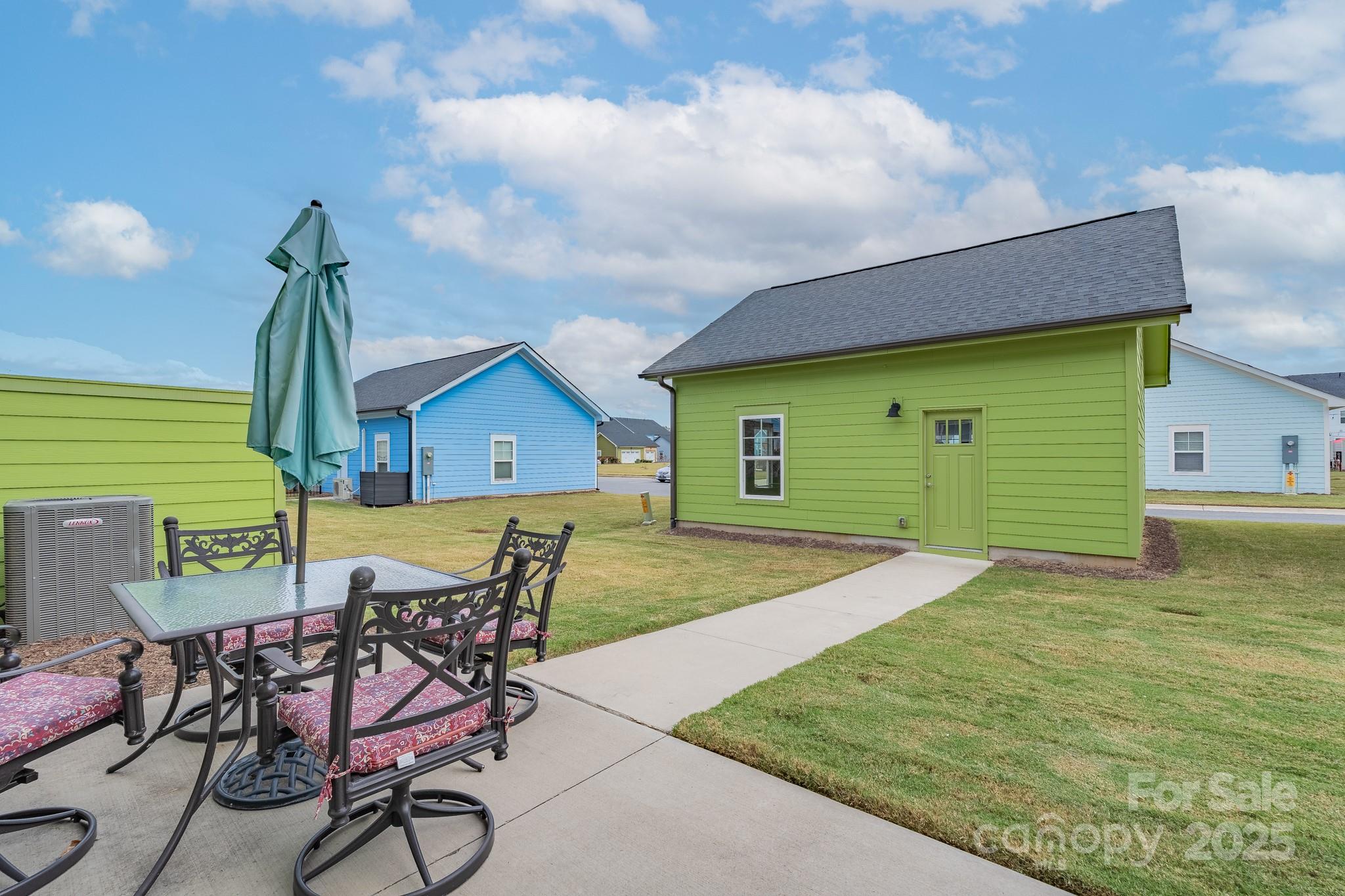 Riverwalk - Residential
