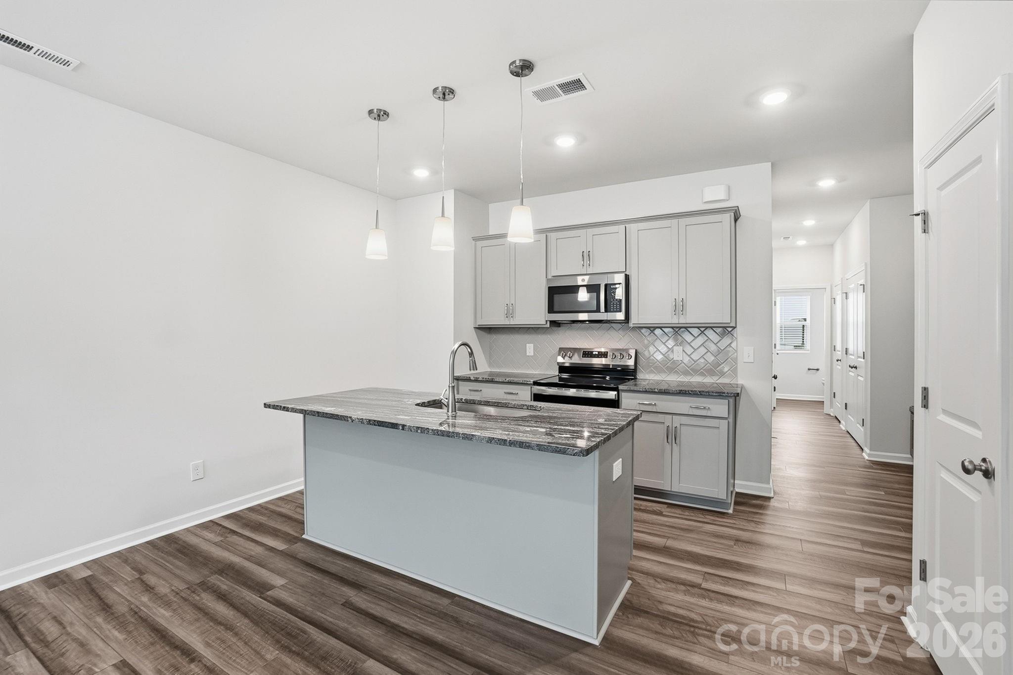 Sloan Station - Residential