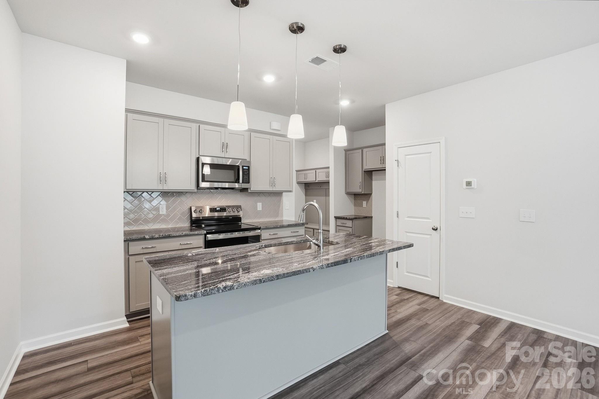 Sloan Station - Residential