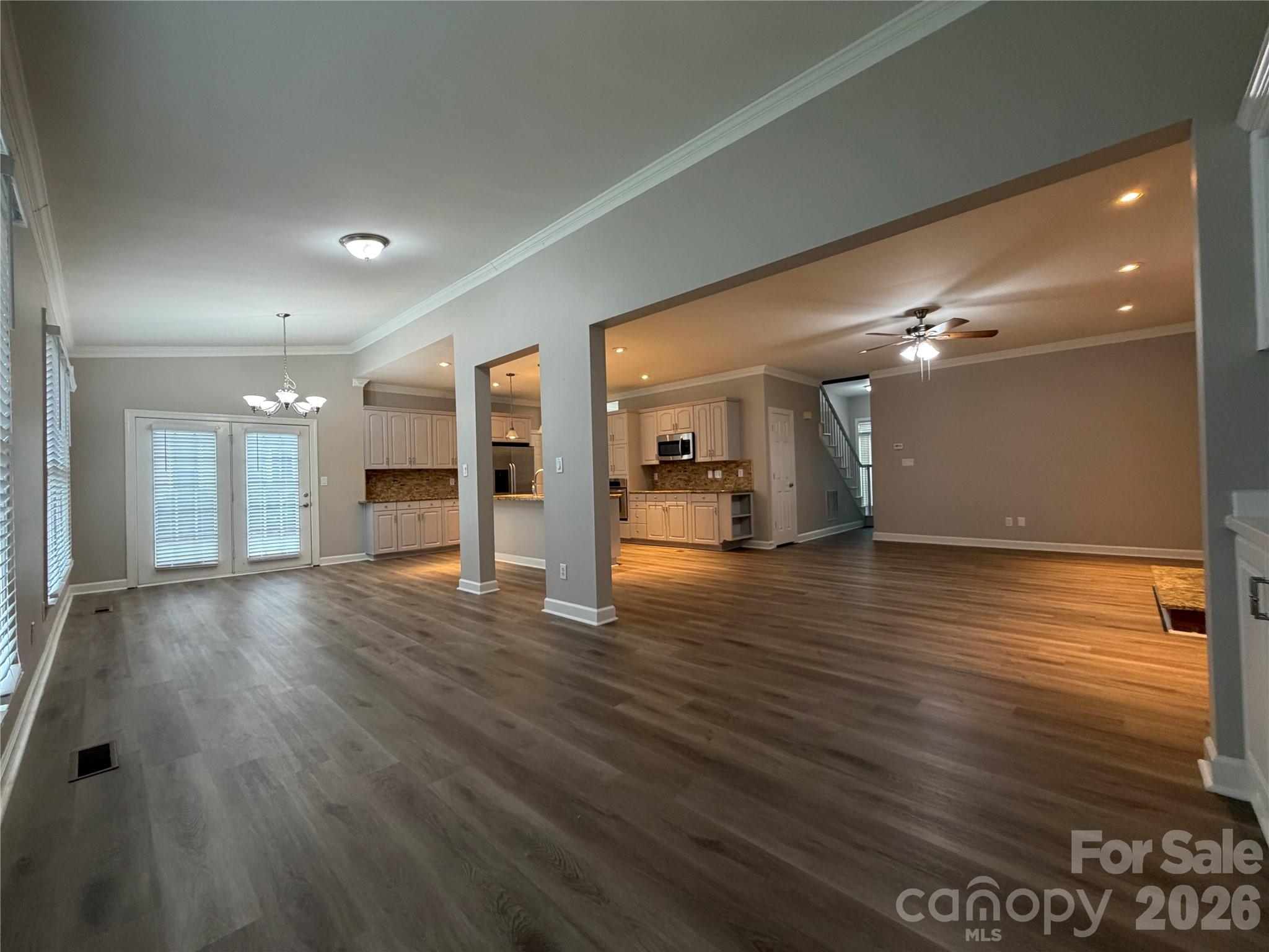 Hunters Gate - Residential