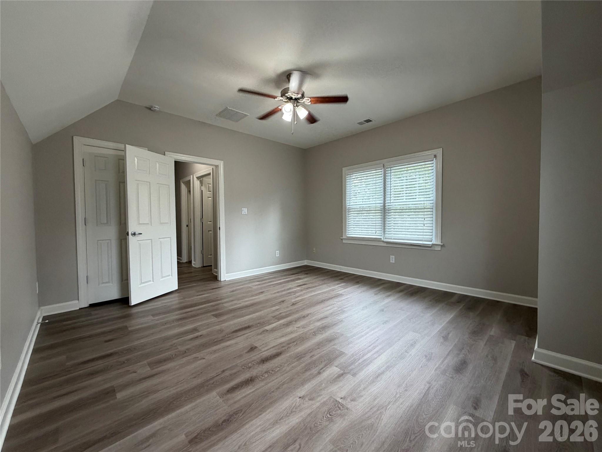 Hunters Gate - Residential