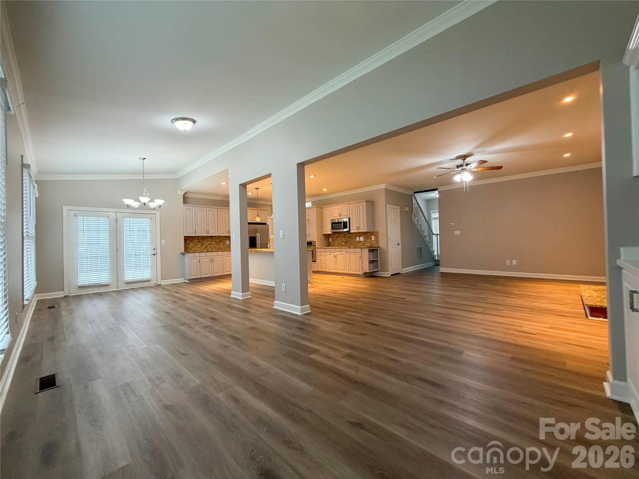 Hunters Gate - Residential
