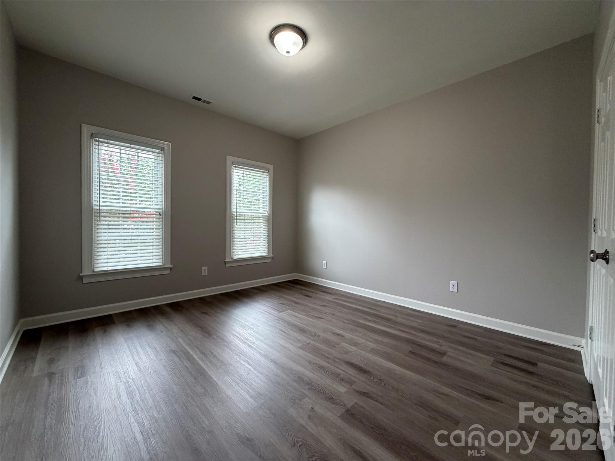 Hunters Gate - Residential