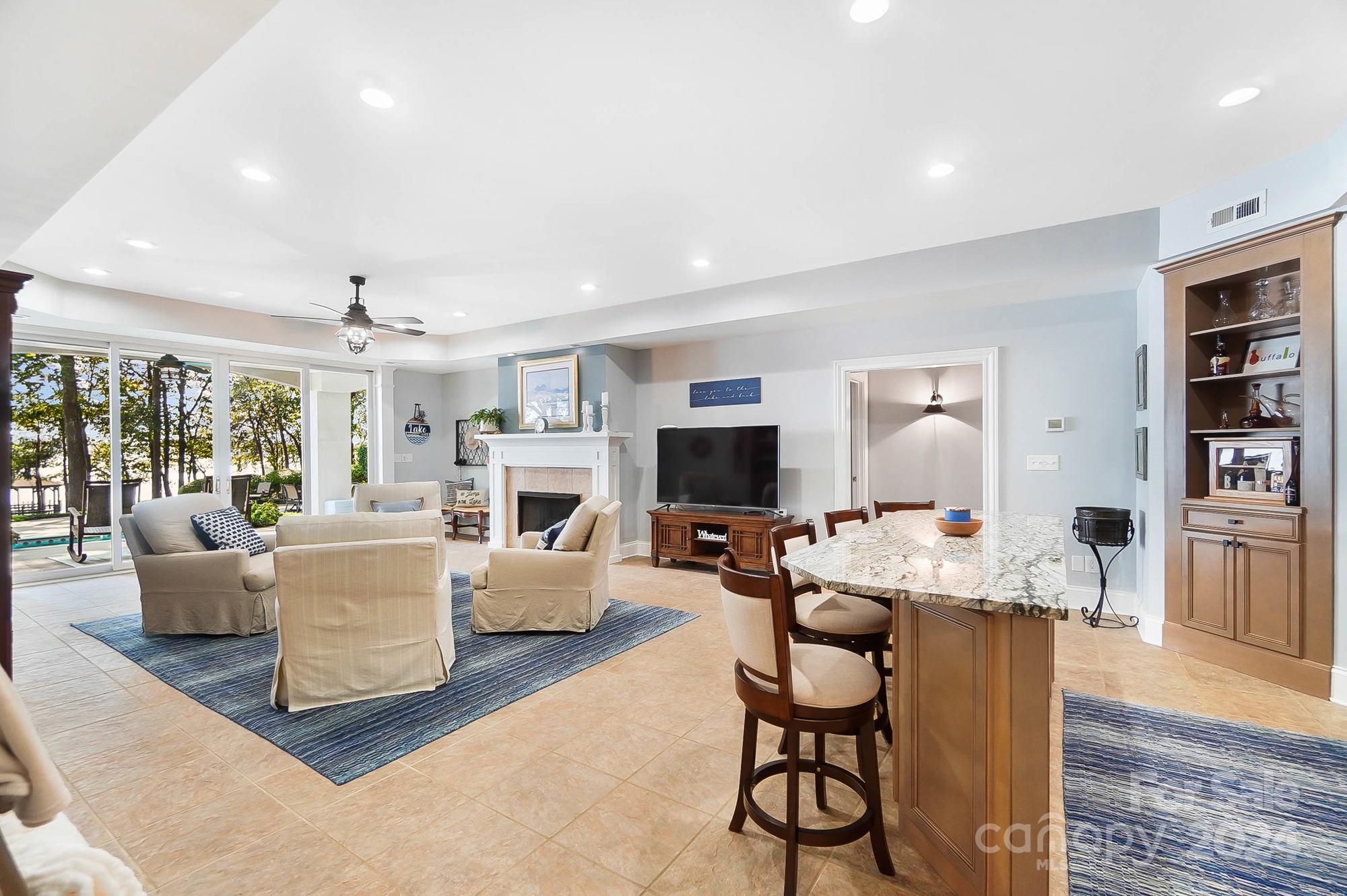 Sailview - Residential