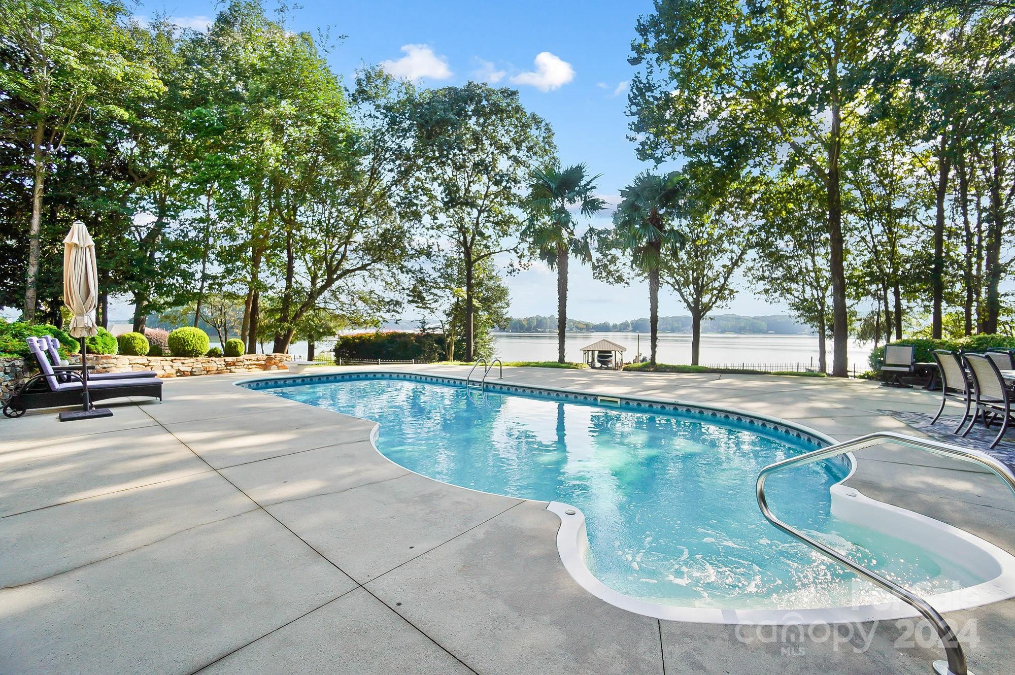 Sailview - Residential