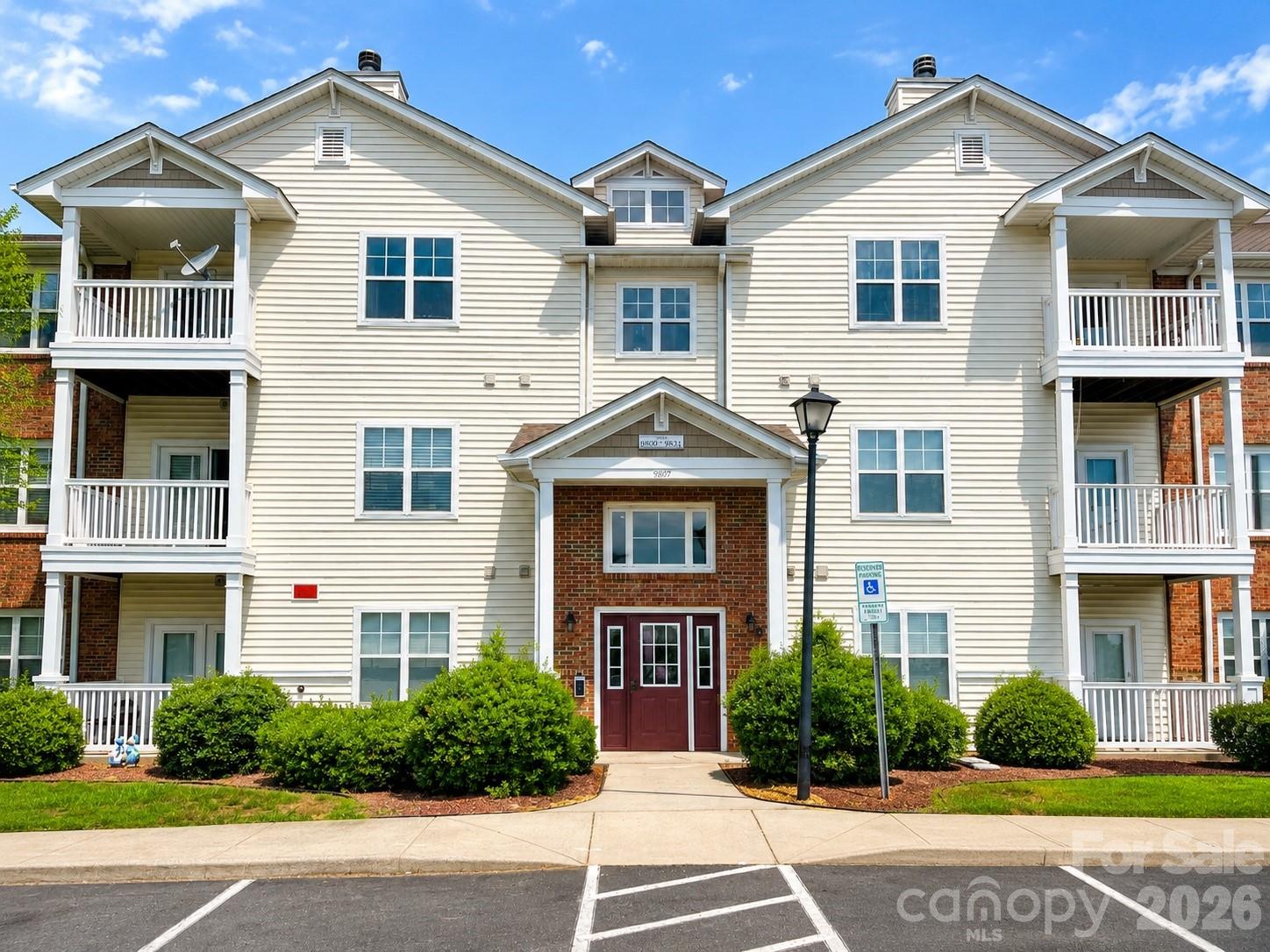 Beautiful and spacious condo located in the desirable University area of Charlotte! This well-maintained unit features an open floor plan with generous living and dining spaces, abundant natural light, and a functional layout perfect for everyday living or entertaining. The kitchen offers cabinet and counter space and opens seamlessly to the main living area. Spacious primary suite includes a large walk-in closet and private bath. Conveniently located near UNC Charlotte, shopping, dining, major highways, and public transportation. Great opportunity for first-time buyers, owner-occupants, or investors. Move-in ready with excellent potential!

"PICTURES ARE EDITED AND VIRTUALLY STAGED"