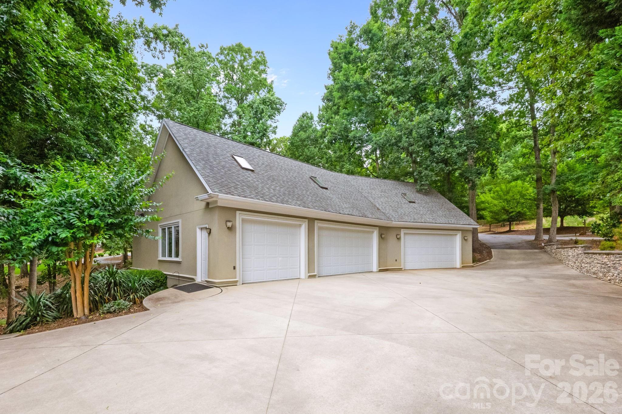 Windy Oaks - Residential