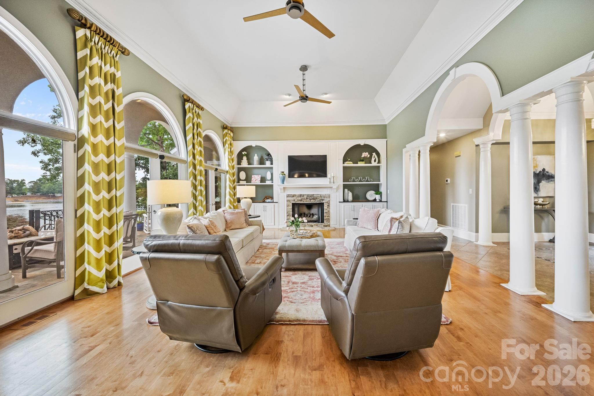 Windy Oaks - Residential