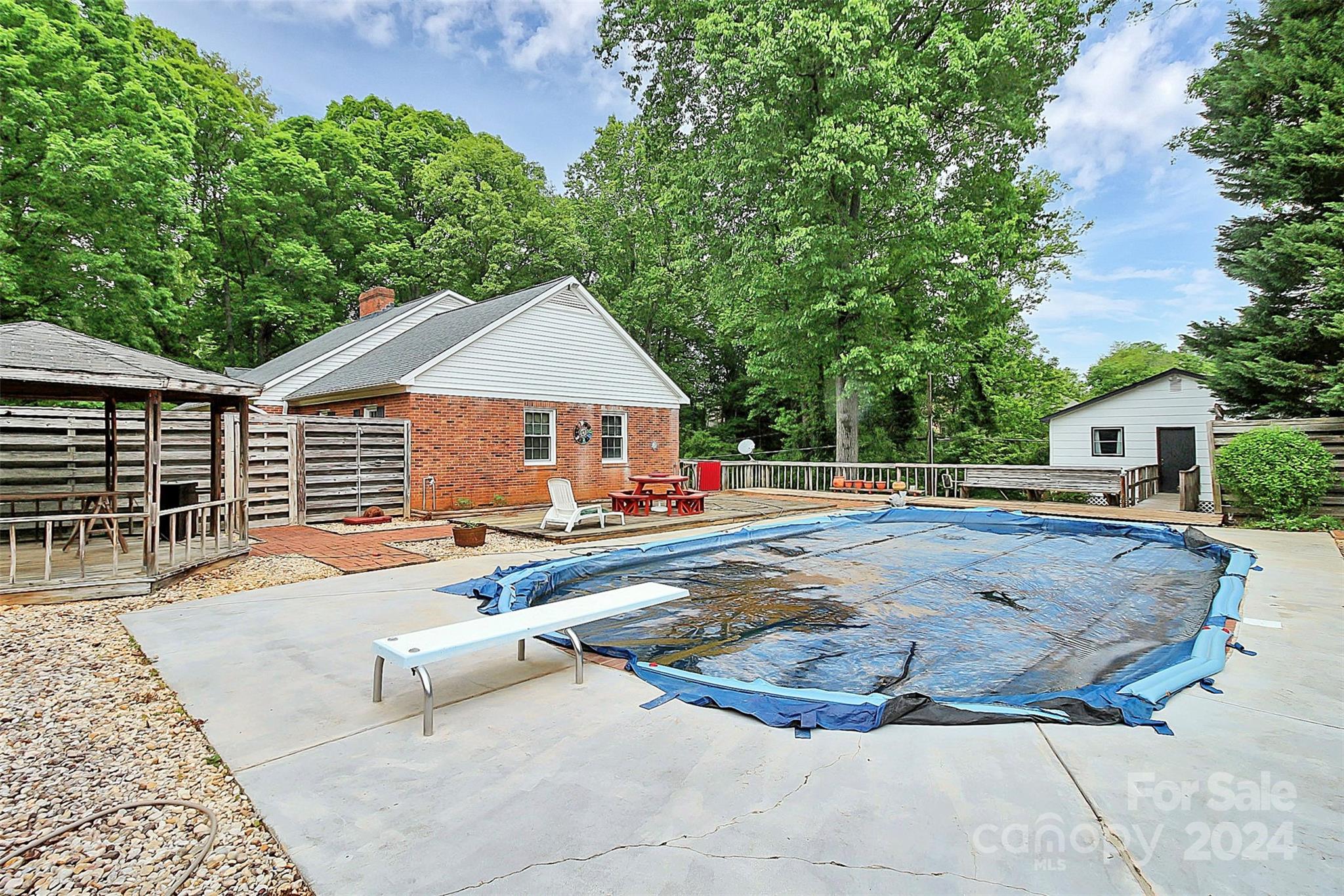 Fairlawn - Residential