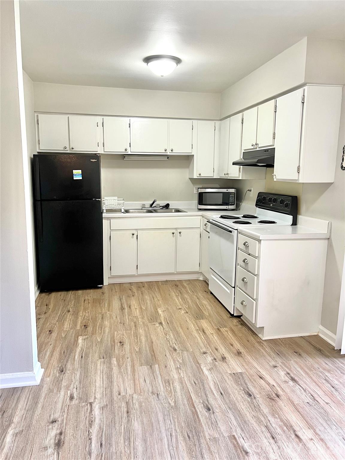Sharon Lakes - Residential