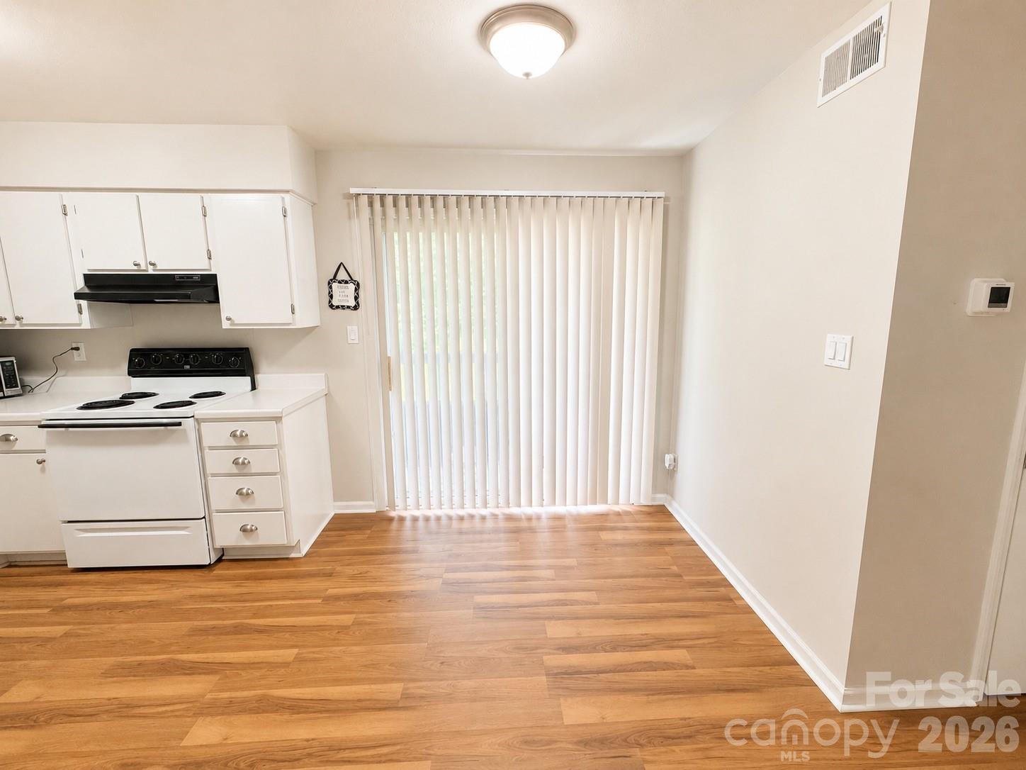 Sharon Lakes - Residential