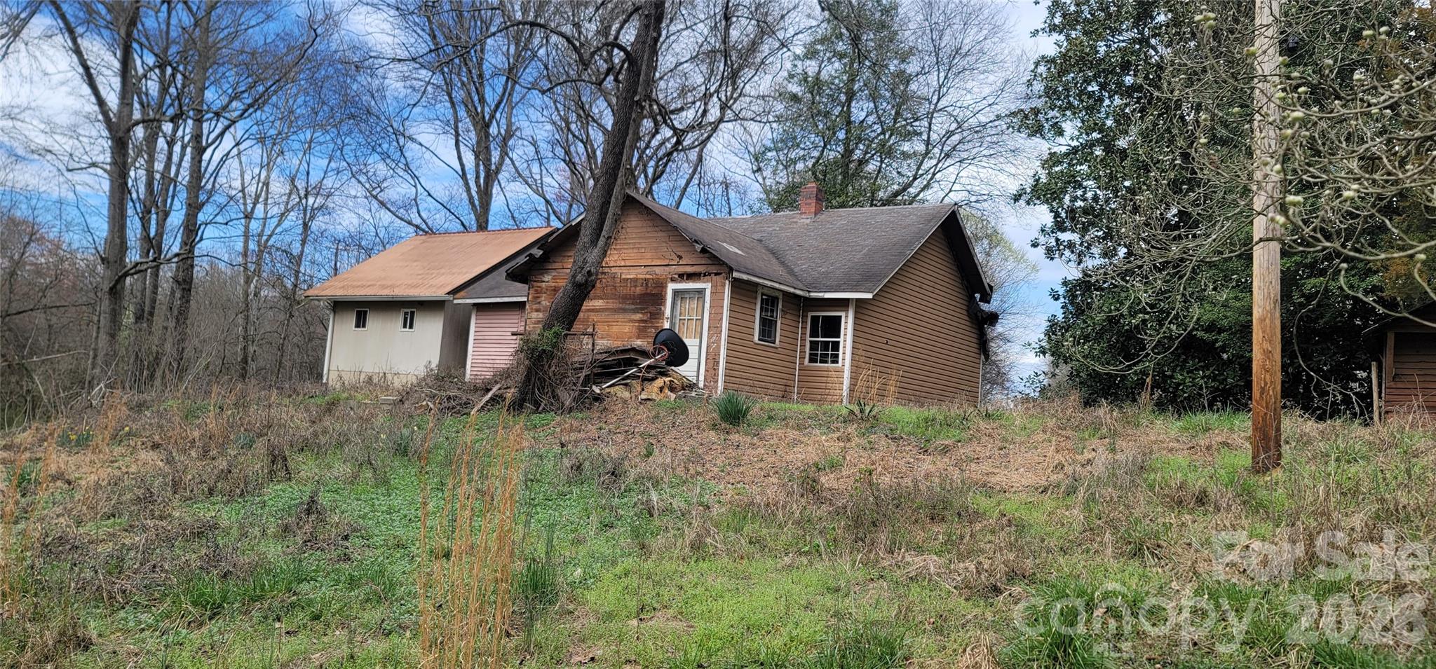 Discover the potential of this unique property, situated on a spacious 2.19-acre lot that backs up to the river. The home consists of two sections: the original 1,100 sq ft home and an additional 625 sq ft section built in 2017.
The property has been vacant for some time and is ready for your vision and personal touch. It is generally in decent condition, but is not heated and in need of repairs and updates to make it truly shine.
Enjoy the privacy, the generous lot size, and the serene river access. A great opportunity for renovation, expansion, or creating your ideal getaway. Water and septic have not been tested, and the conditions are unknown.