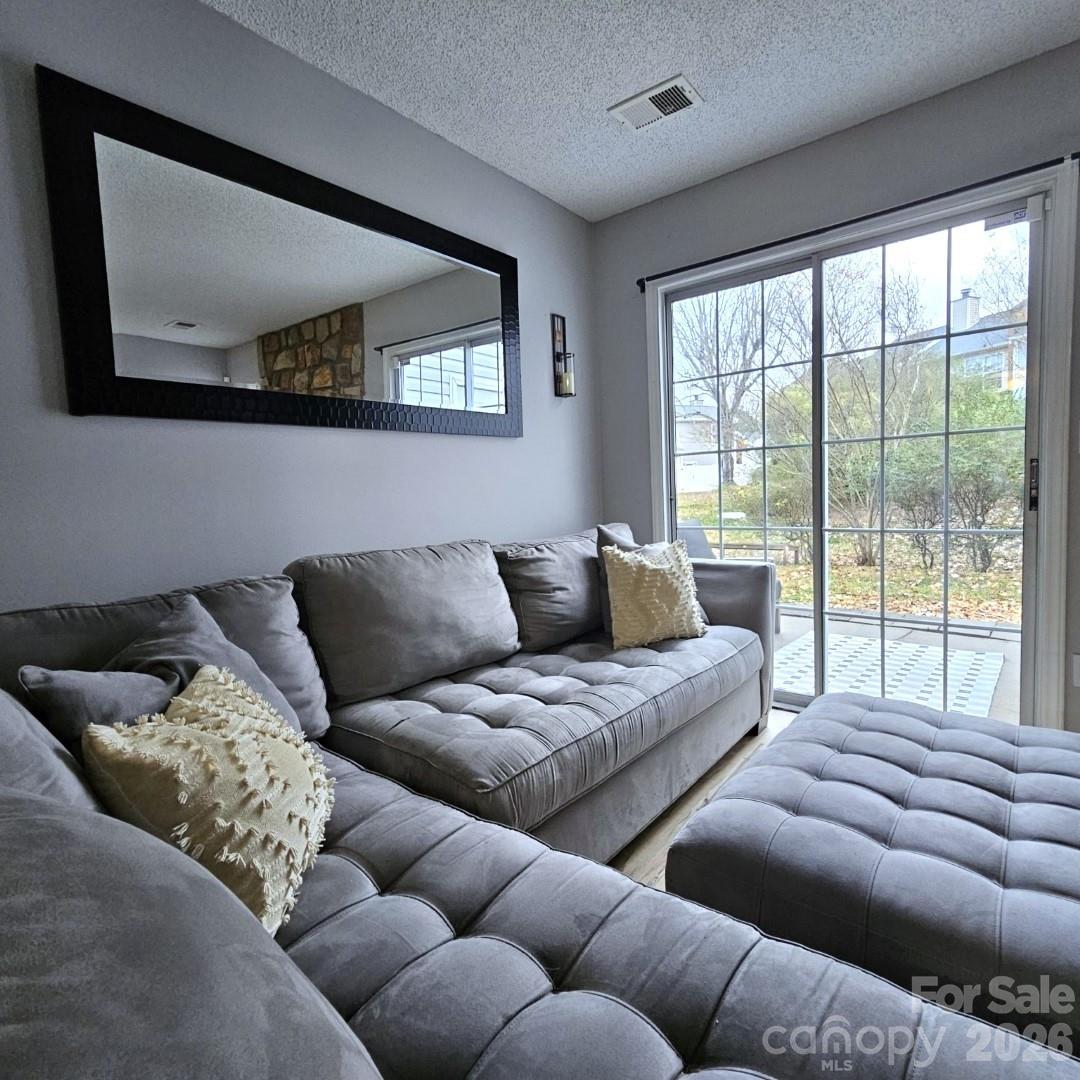 Crestview II - Residential