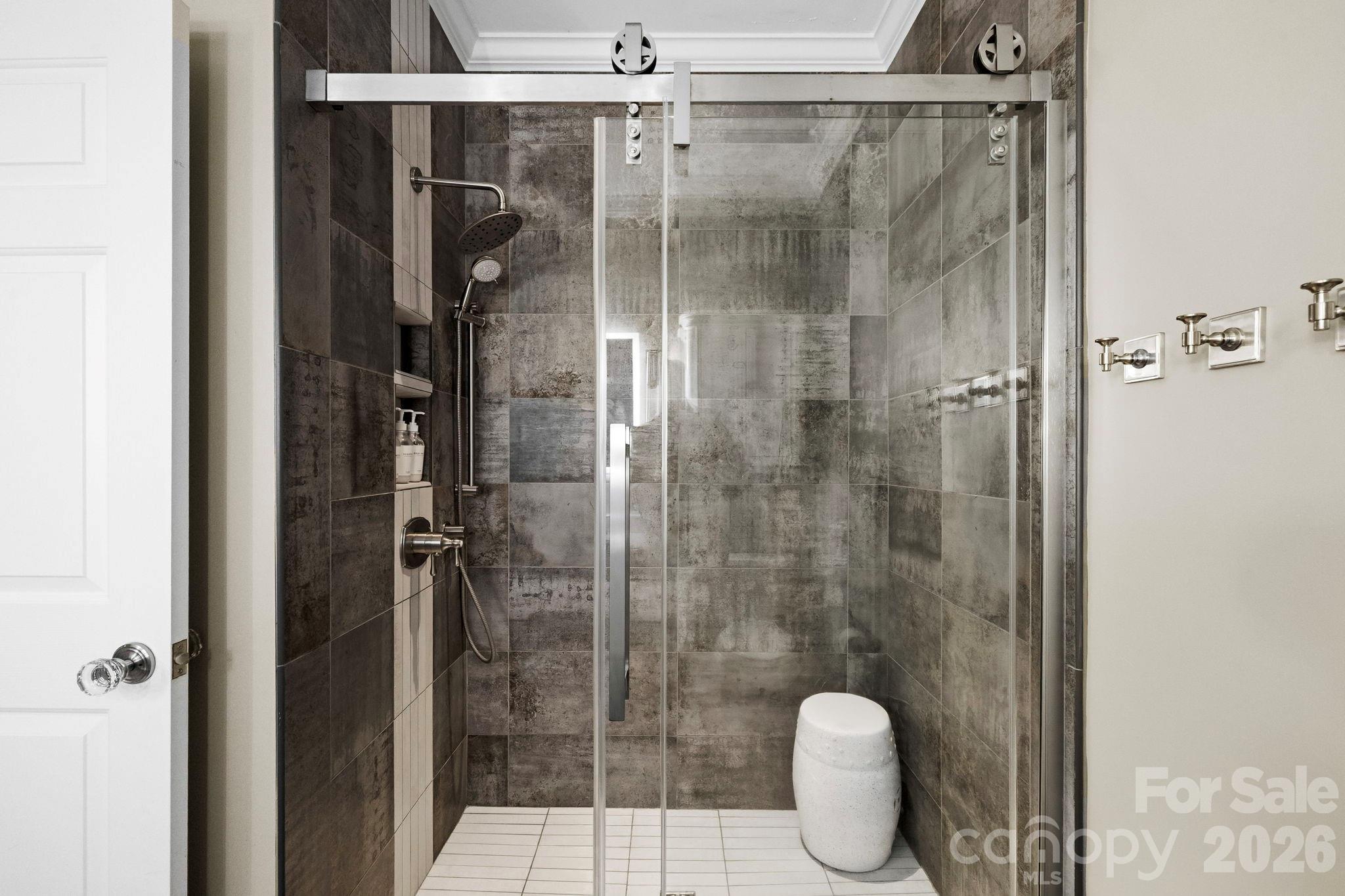 Toxaway Falls Condominium - Residential